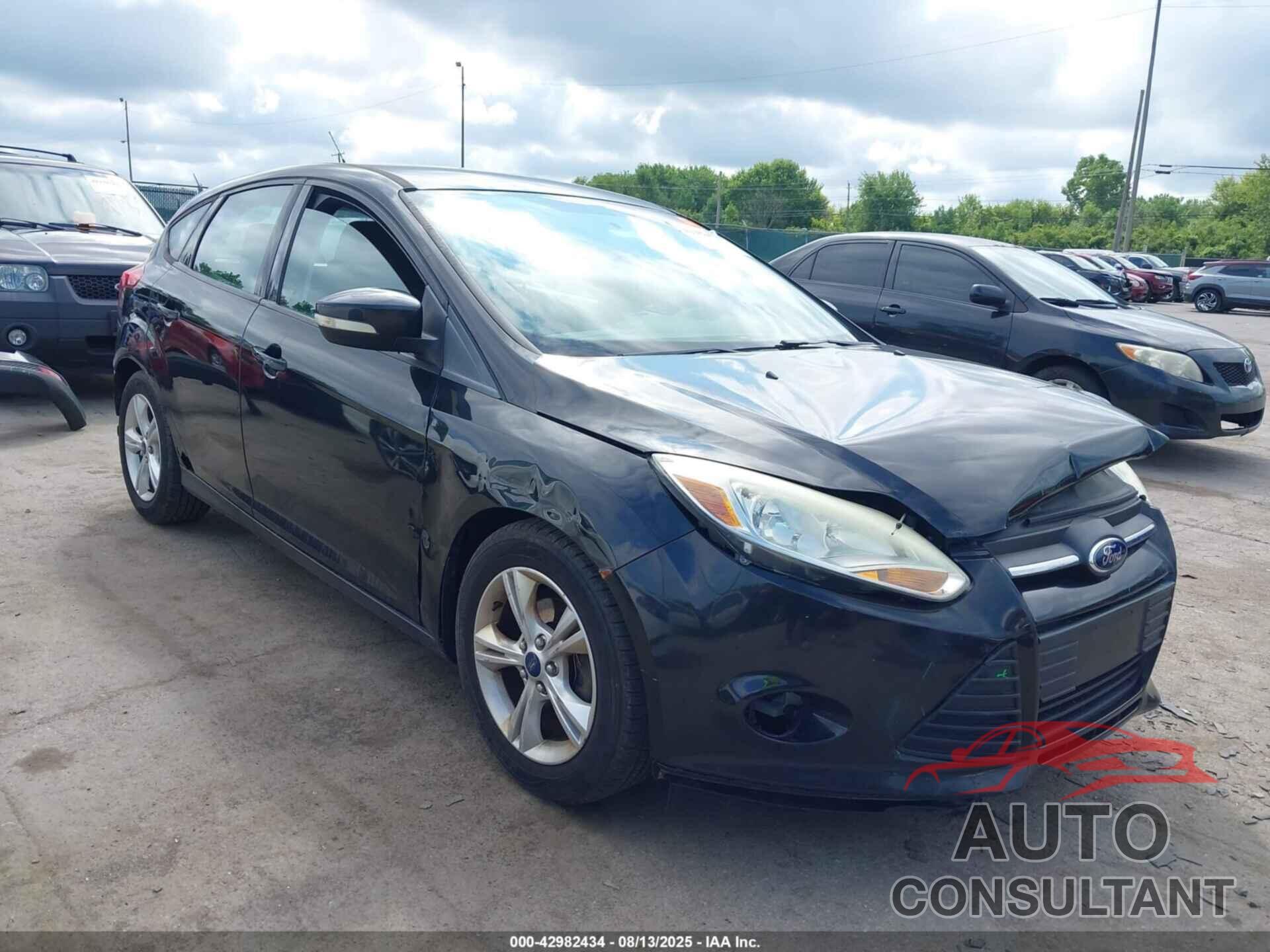 FORD FOCUS 2014 - 1FADP3K28EL377393