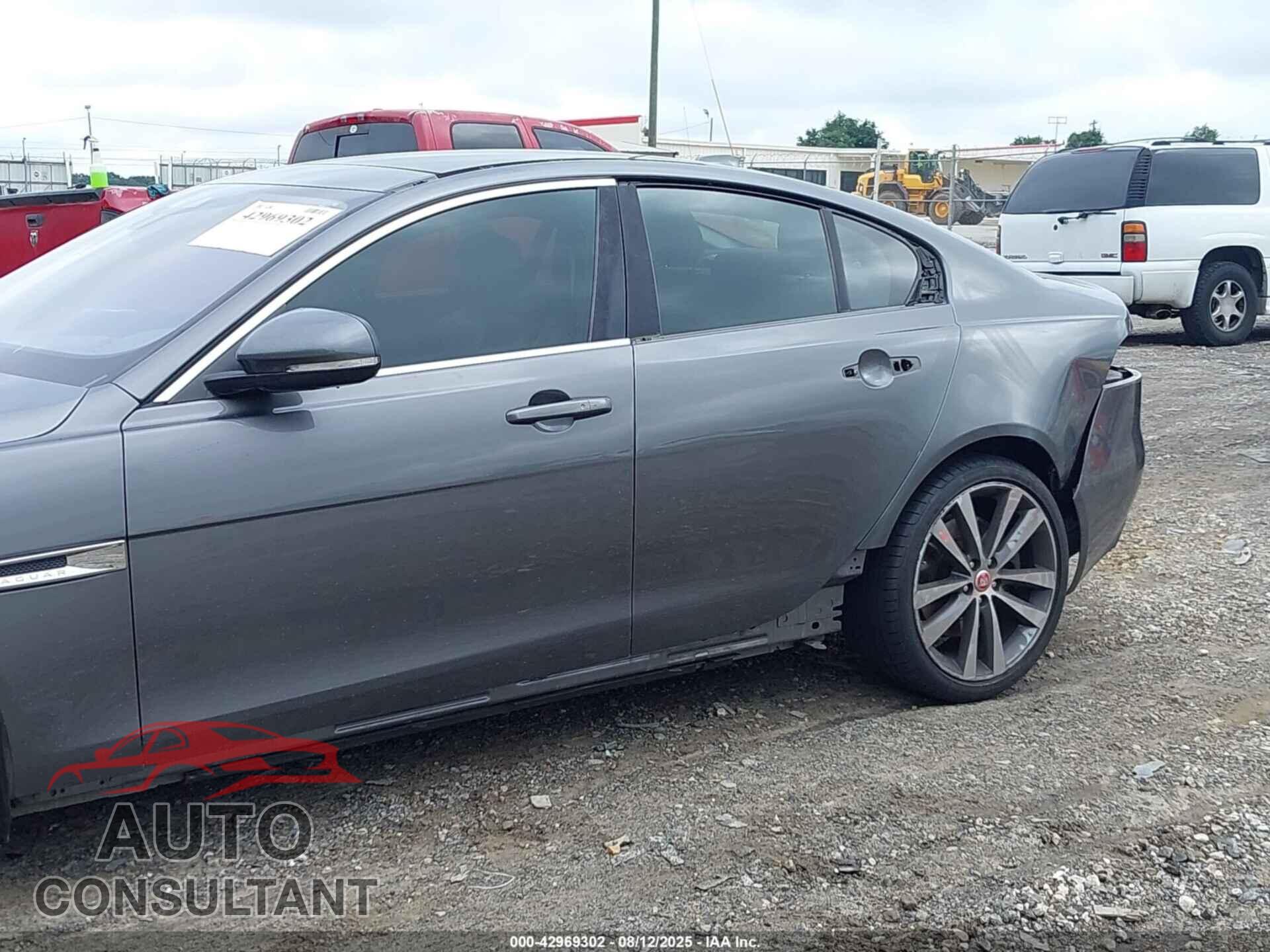 JAGUAR XE 2017 - SAJAE4BGXHA963891