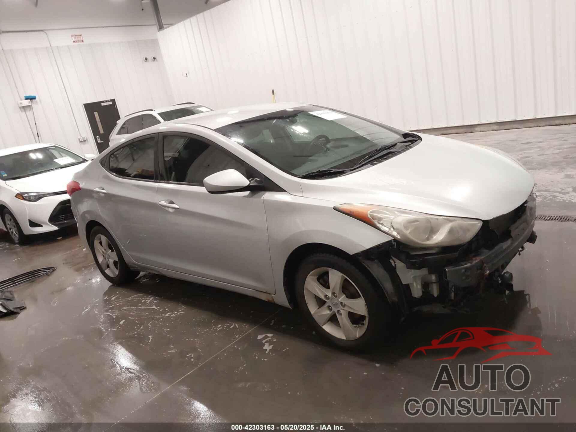 HYUNDAI ELANTRA 2012 - 5NPDH4AE4CH085413