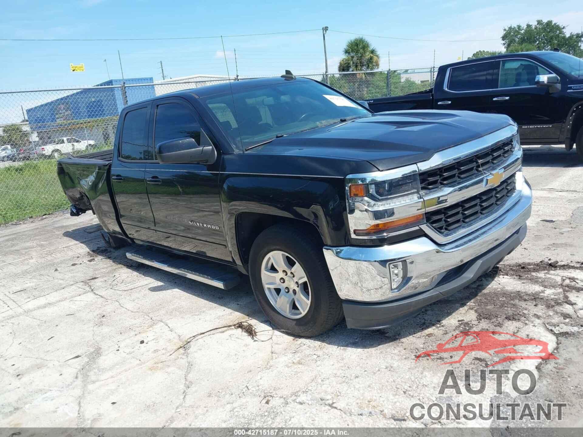 CHEVROLET SILVERADO 2018 - 1GCRCREH9JZ359183