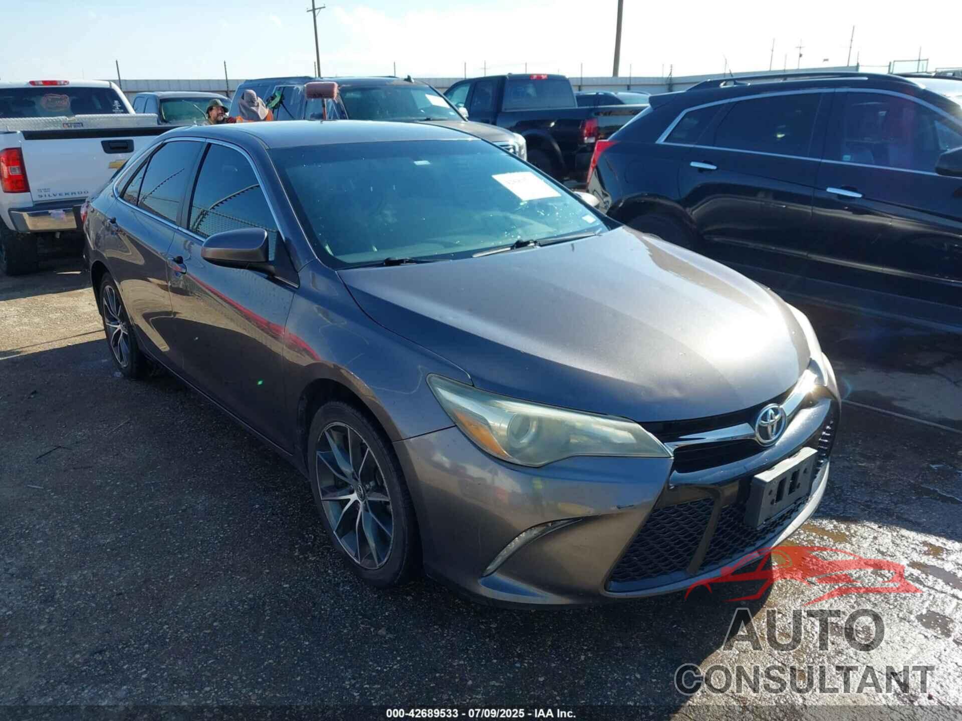 TOYOTA CAMRY 2015 - 4T1BF1FK4FU876041