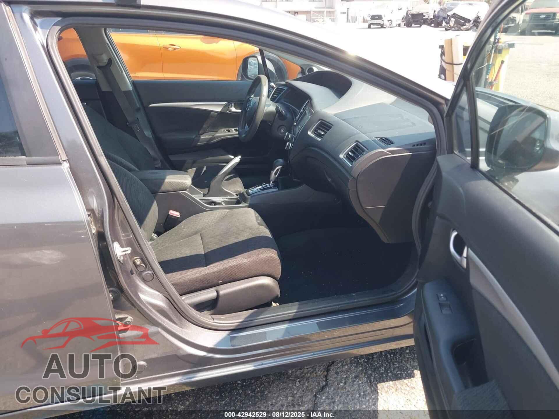 HONDA CIVIC 2013 - 2HGFB2F82DH504257