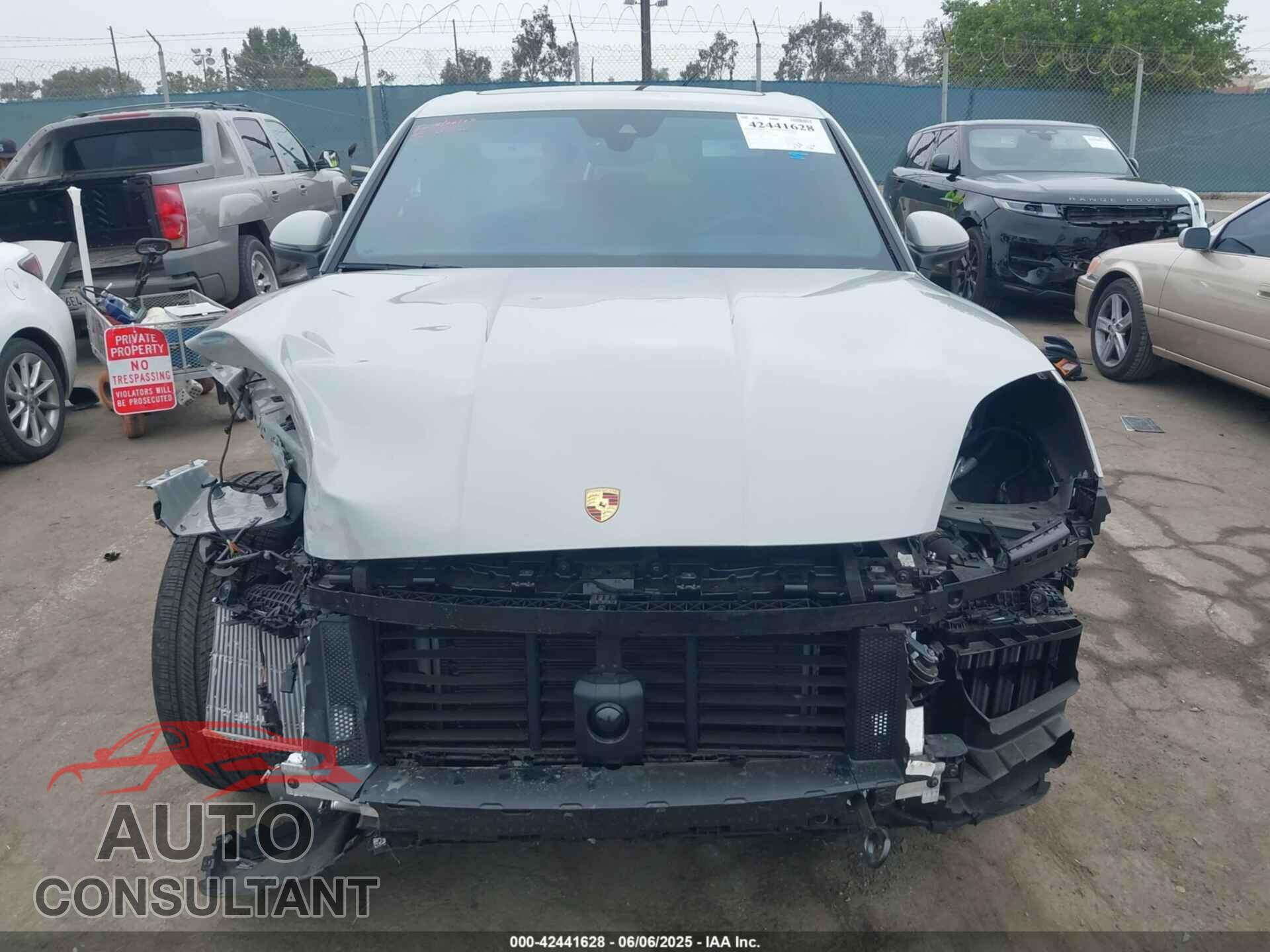 PORSCHE CAYENNE 2024 - WP1AA2AY0RDA14504