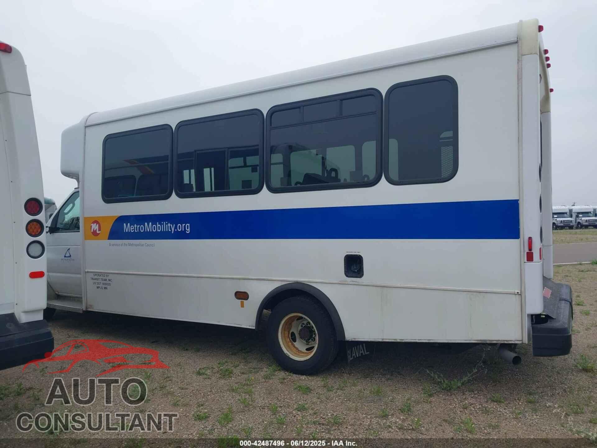 FORD E-450 CUTAWAY 2018 - 1FDFE4FS1JDC37906