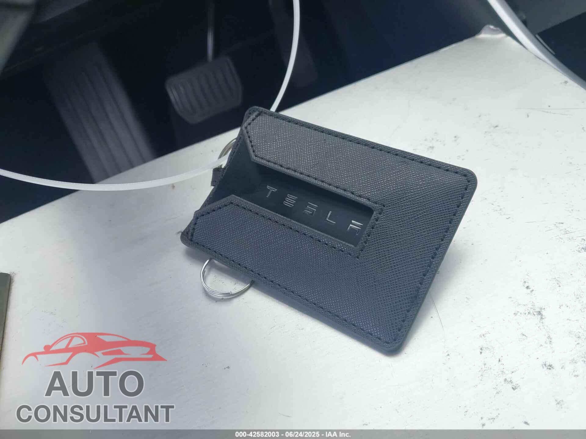 TESLA MODEL 3 2018 - 5YJ3E1EA8JF023745