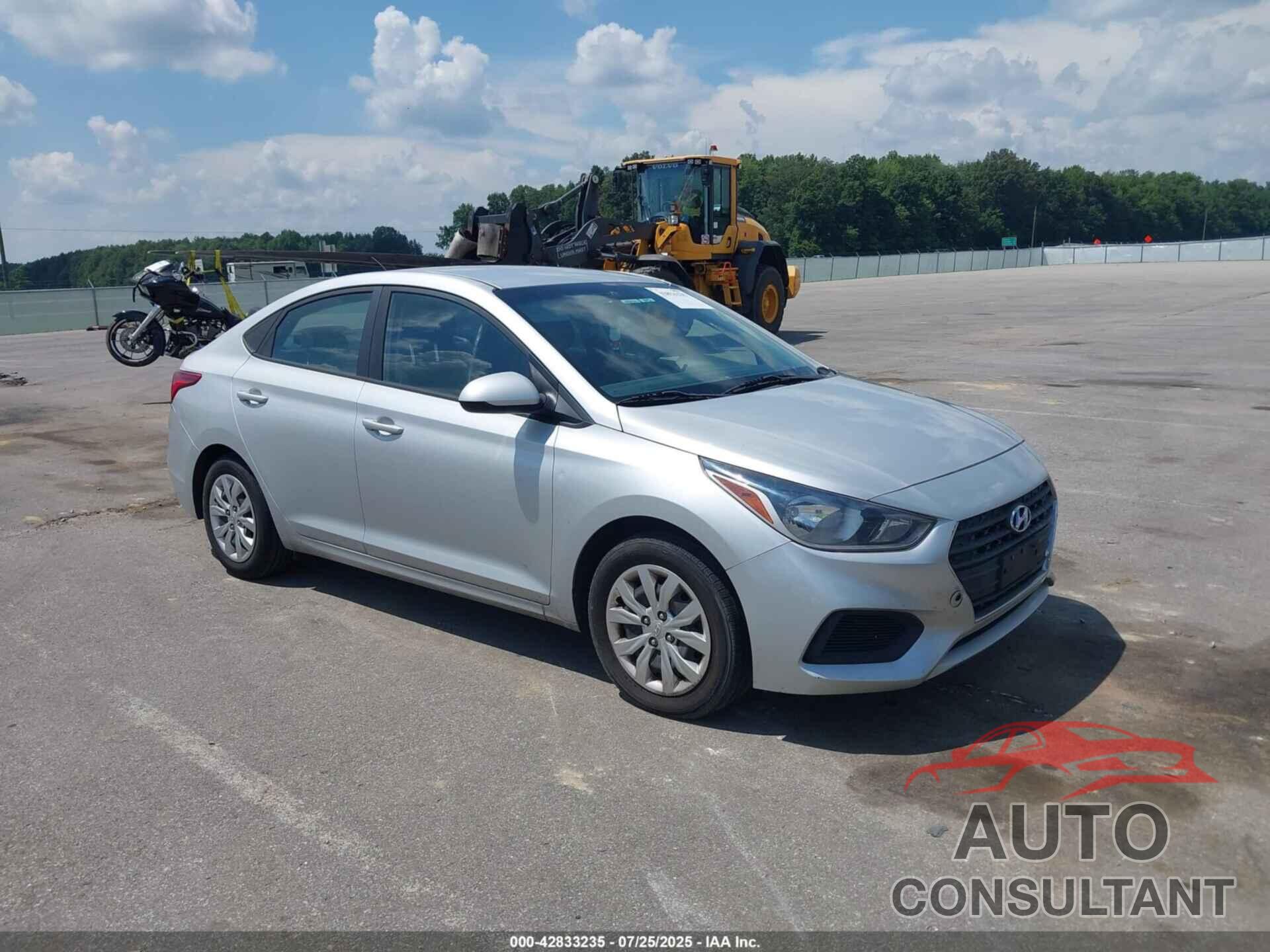 HYUNDAI ACCENT 2018 - 3KPC24A38JE015801