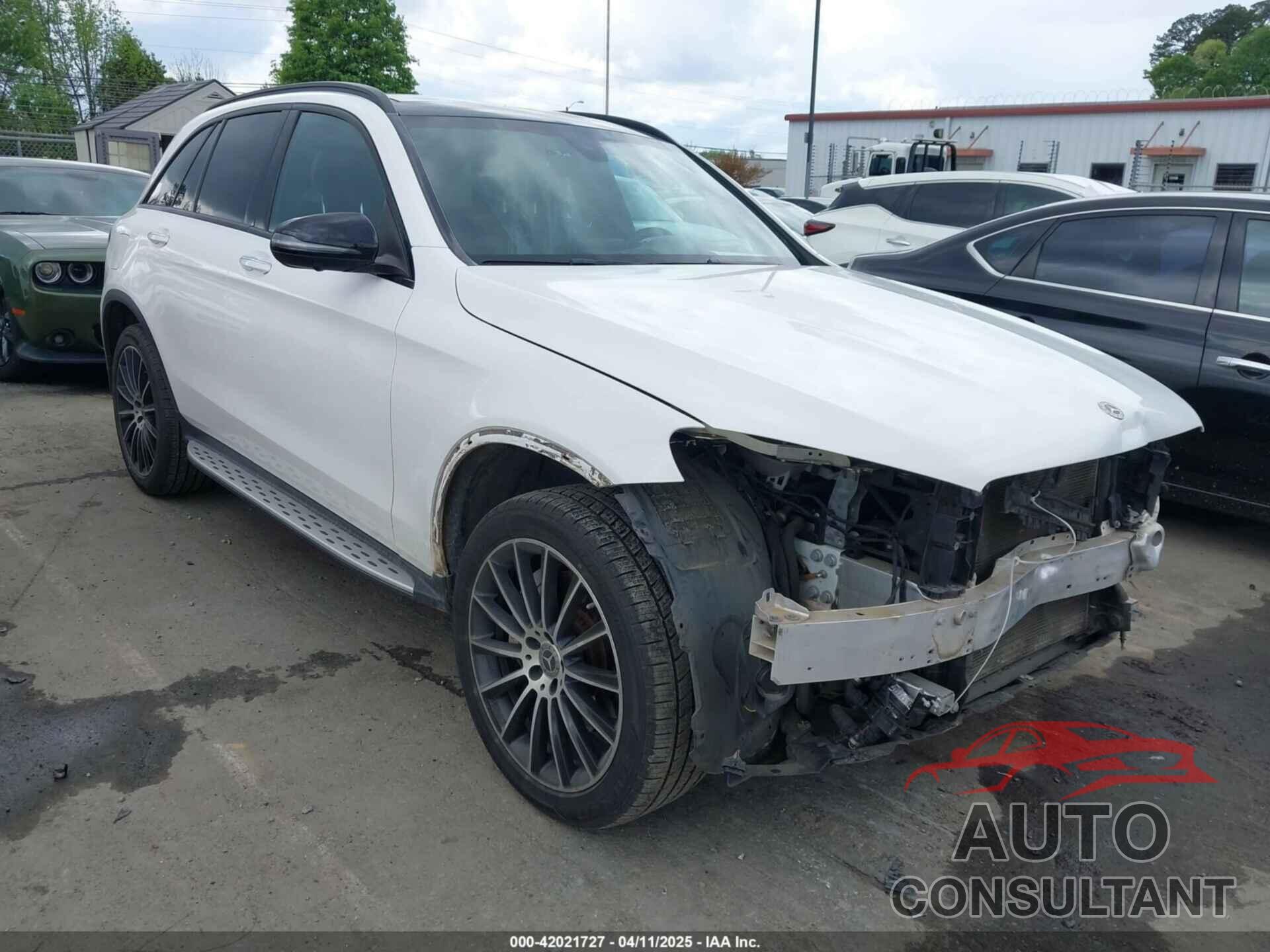 MERCEDES-BENZ GLC 300 2019 - WDC0G4JB5KV123666
