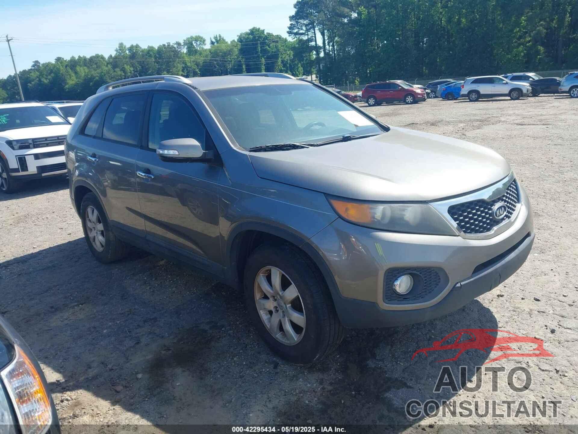 KIA SORENTO 2012 - 5XYKT3A65CG215134