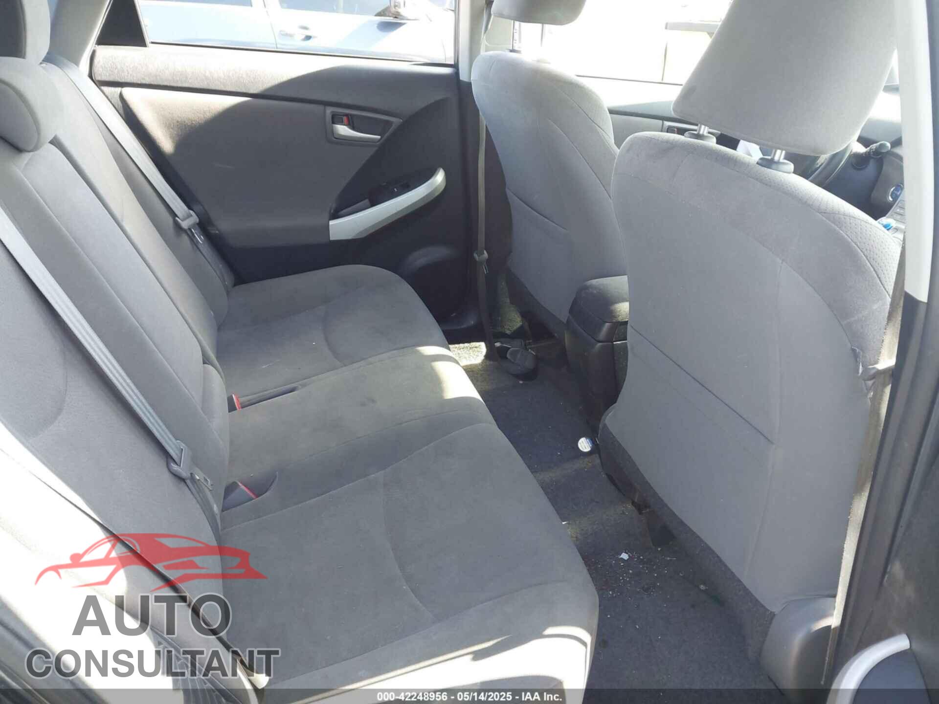 TOYOTA PRIUS 2014 - JTDKN3DU2E0364033