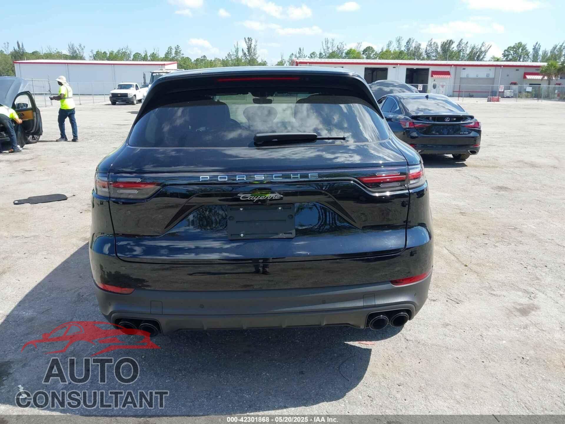 PORSCHE CAYENNE 2023 - WP1AA2AYXPDA01076