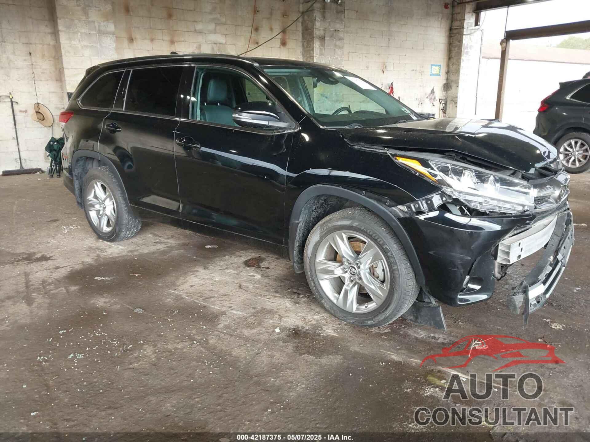 TOYOTA HIGHLANDER 2019 - 5TDDZRFH1KS944074