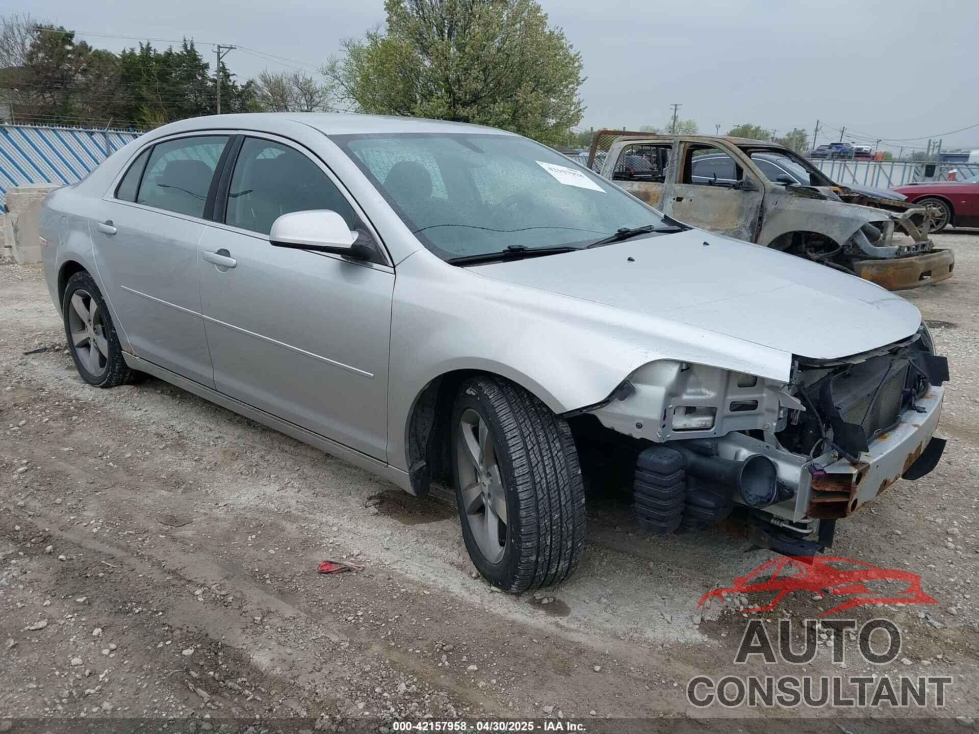 CHEVROLET MALIBU 2011 - 1G1ZC5EU2BF360757
