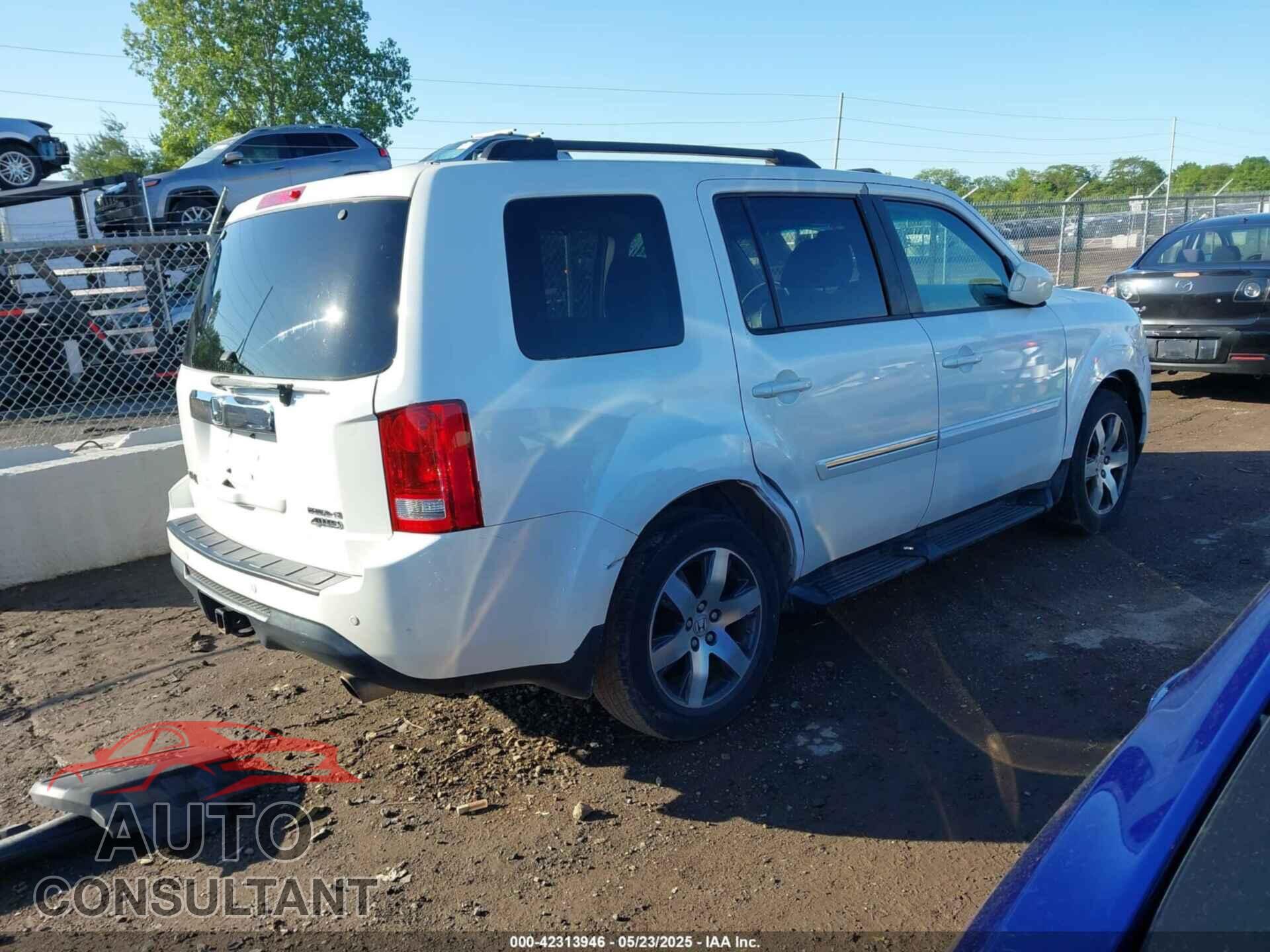 HONDA PILOT 2012 - 5FNYF4H94CB052135