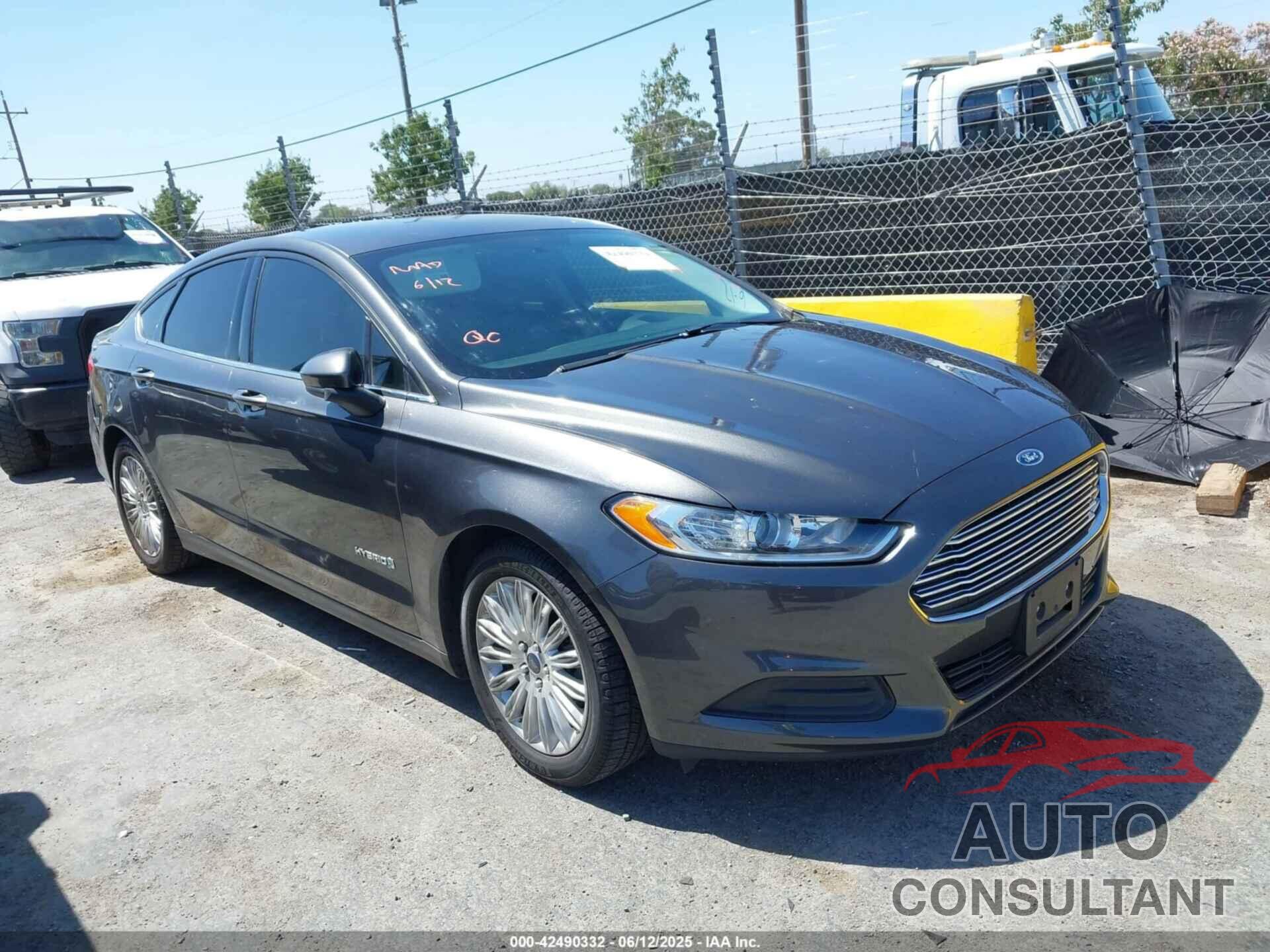 FORD FUSION HYBRID 2016 - 3FA6P0UU8GR405056