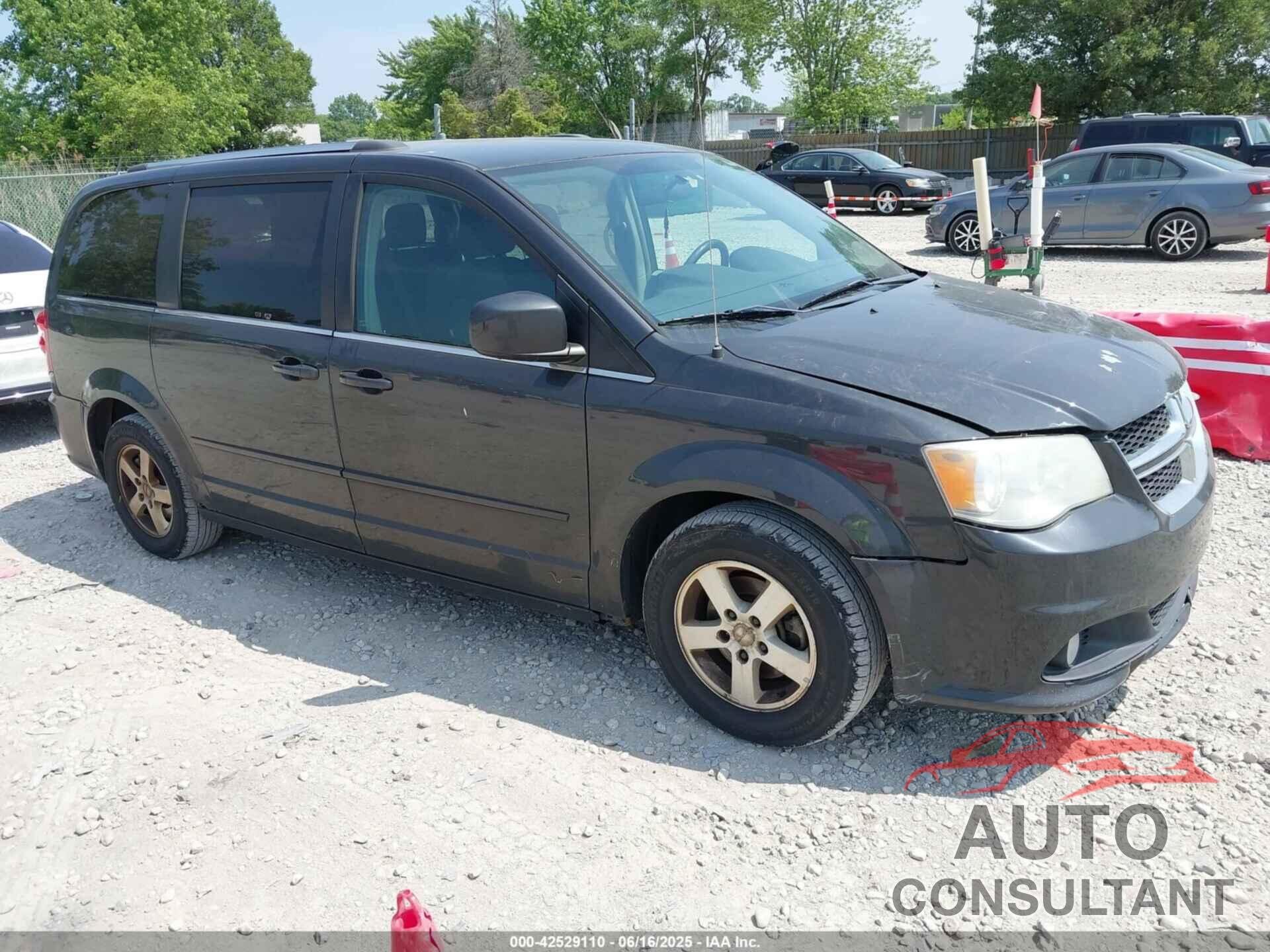 DODGE GRAND CARAVAN 2011 - 2D4RN5DG3BR751215
