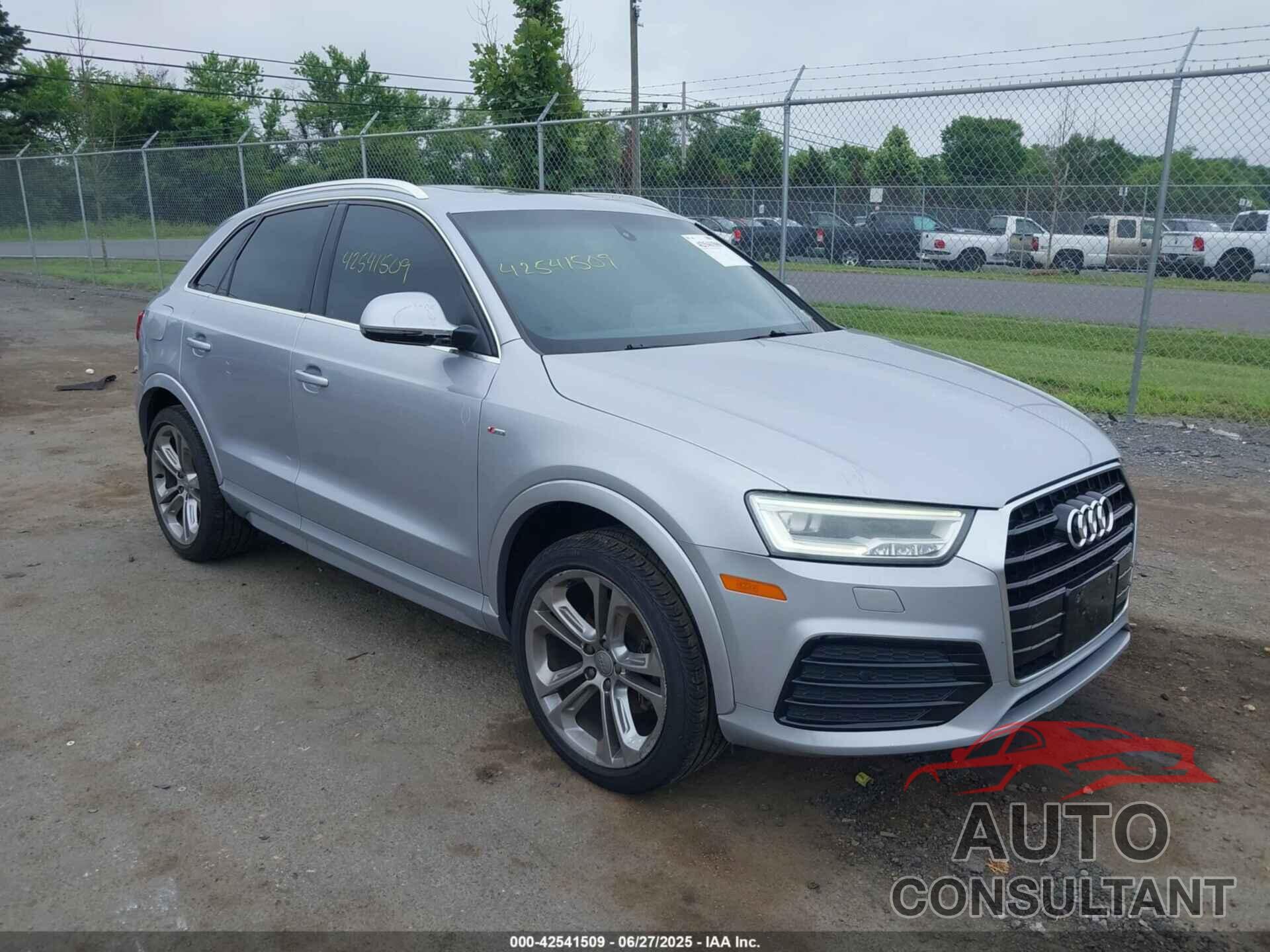 AUDI Q3 2016 - WA1FFCFS9GR007872