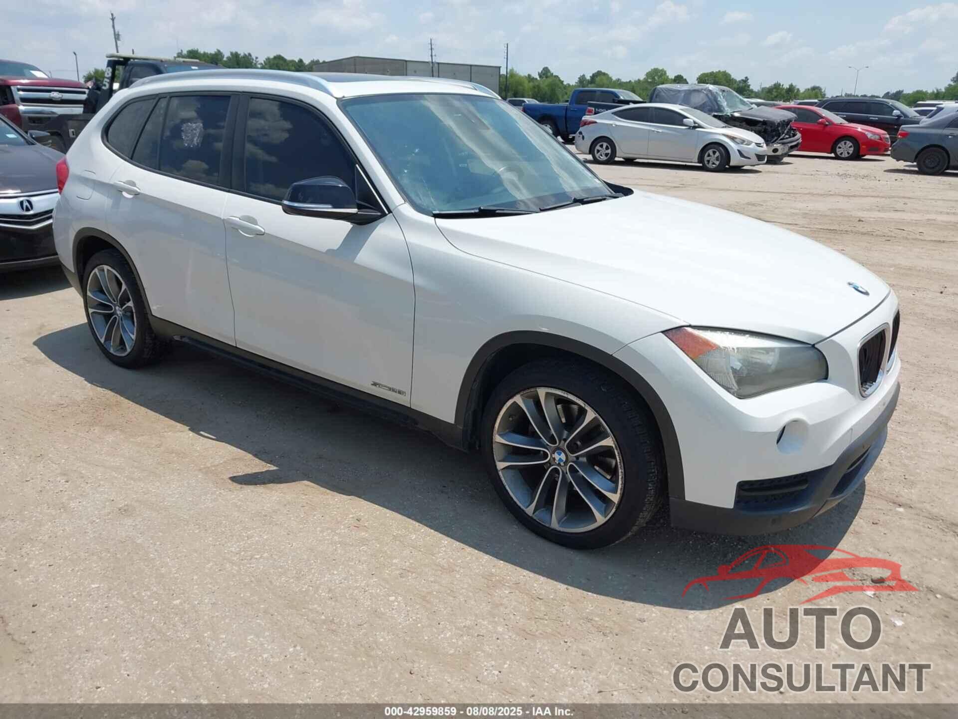 BMW X1 2014 - WBAVM1C52EVW48812