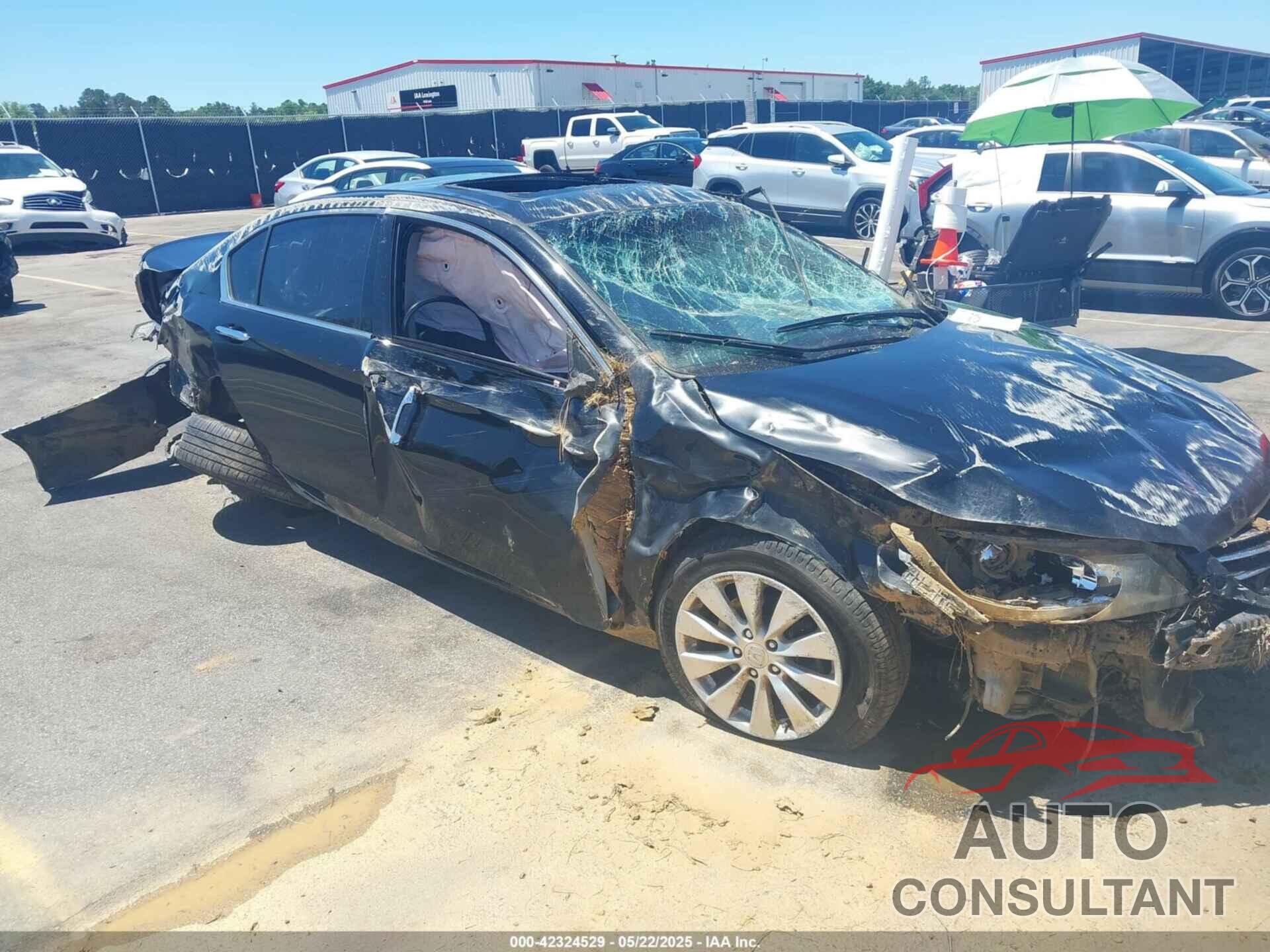 HONDA ACCORD 2013 - 1HGCR3F80DA017755