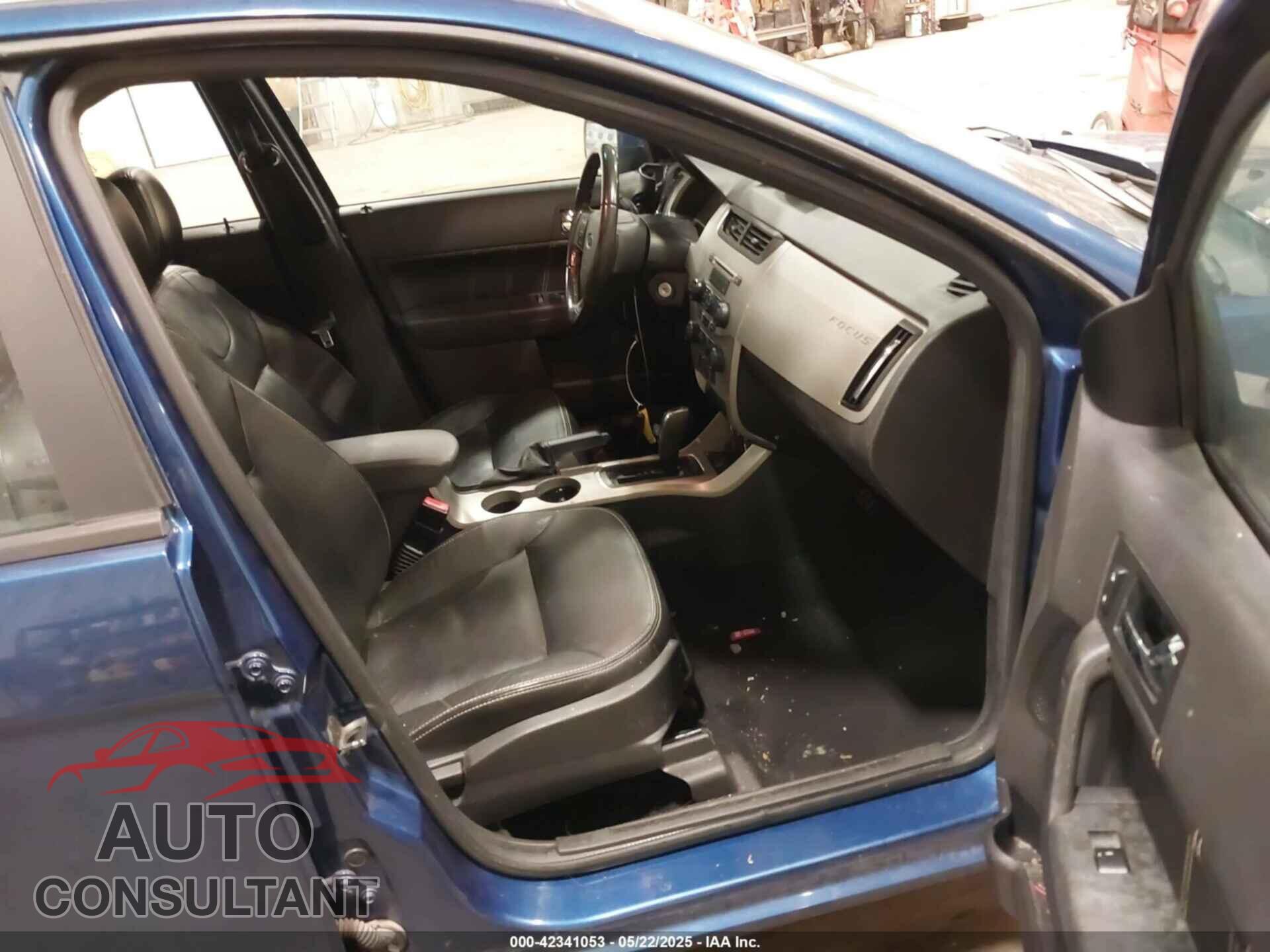 FORD FOCUS 2009 - 1FAHP36N29W245420