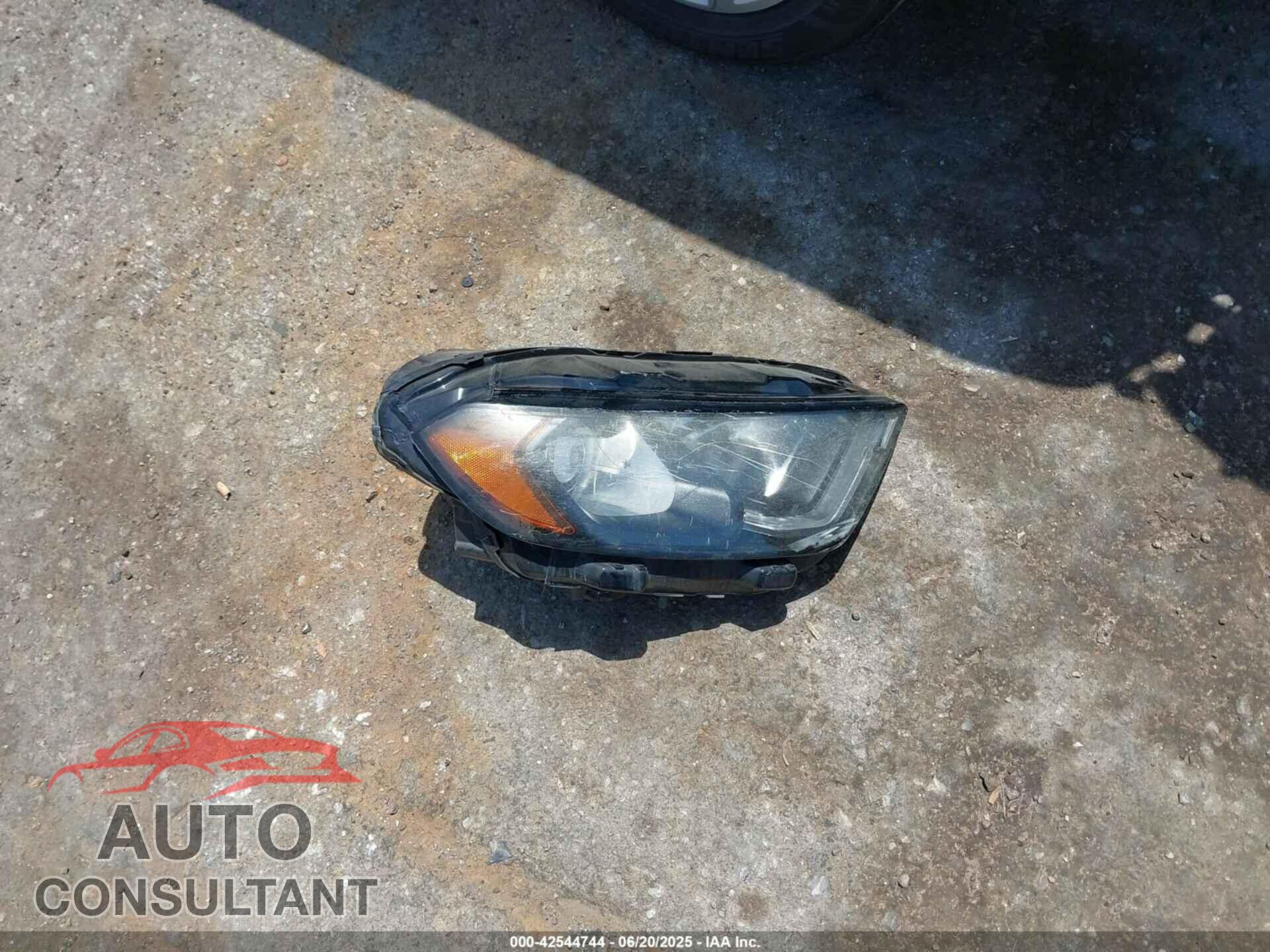 FORD TRANSIT CONNECT 2016 - NM0LS7E74G1232236