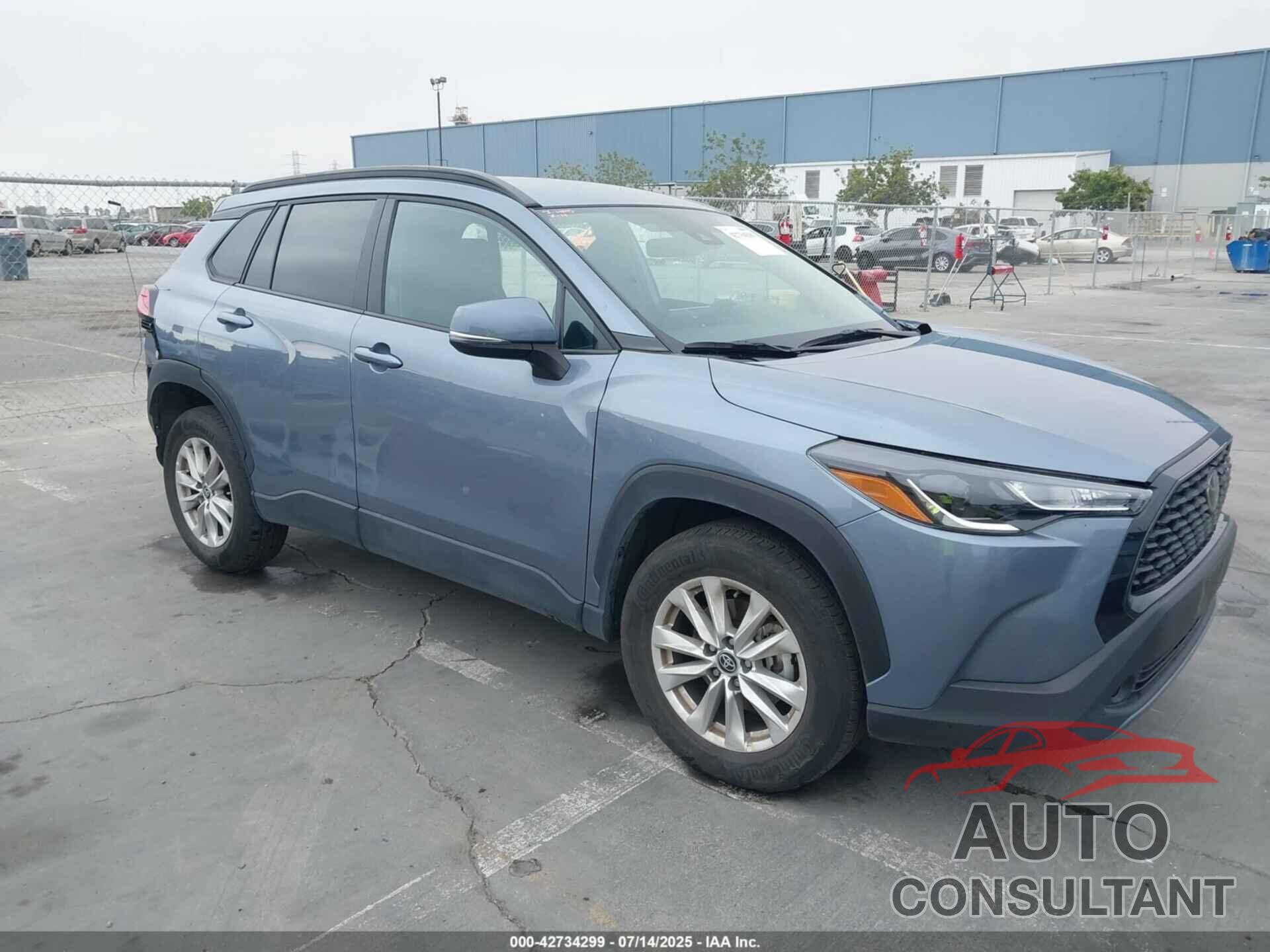 TOYOTA COROLLA CROSS 2022 - 7MUCAABG8NV039505