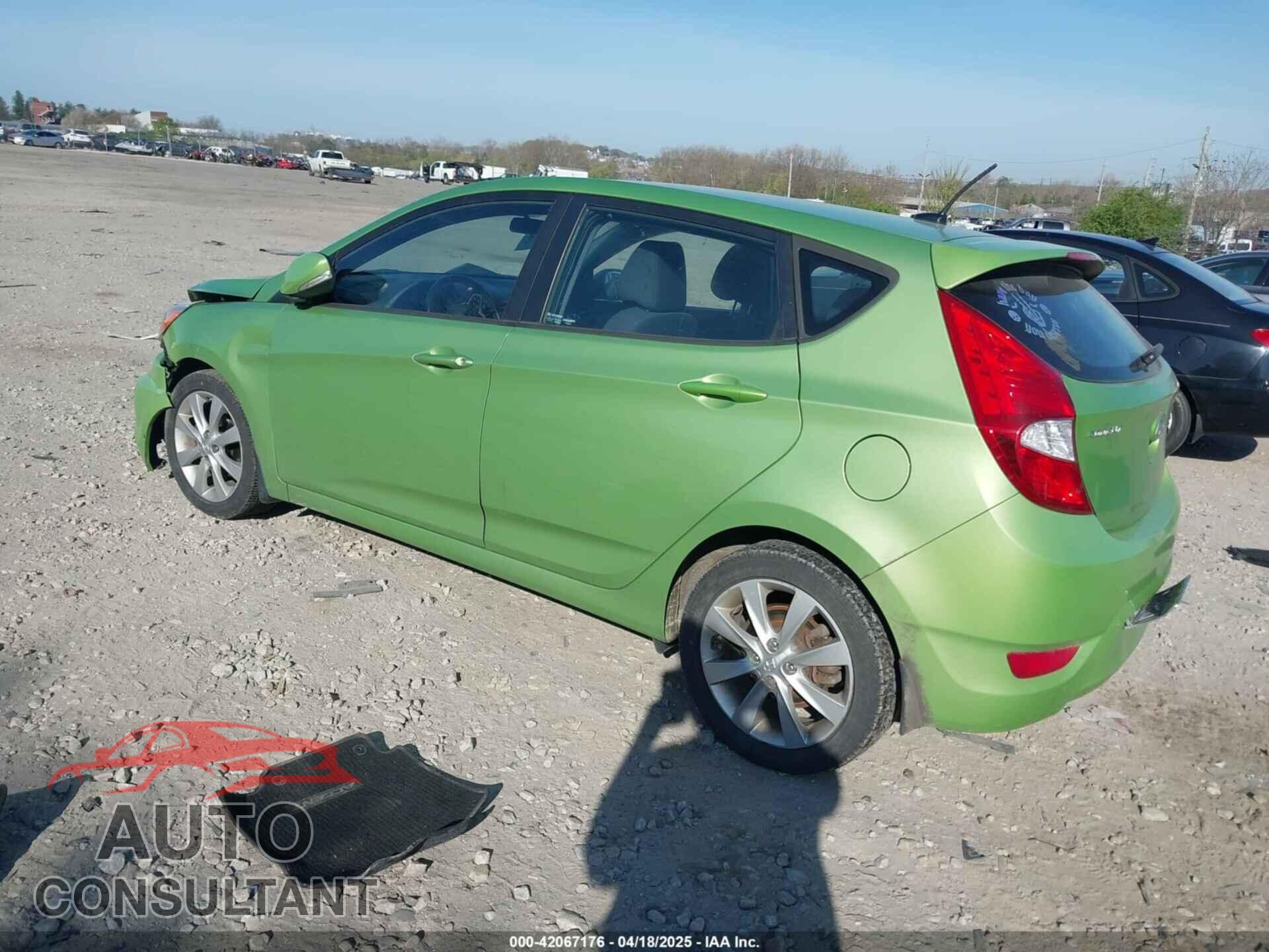 HYUNDAI ACCENT 2014 - KMHCU5AEXEU175389
