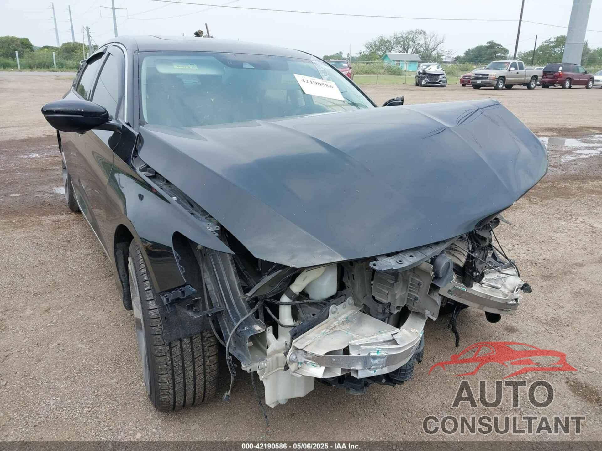 HONDA ACCORD 2018 - 1HGCV2F96JA031816