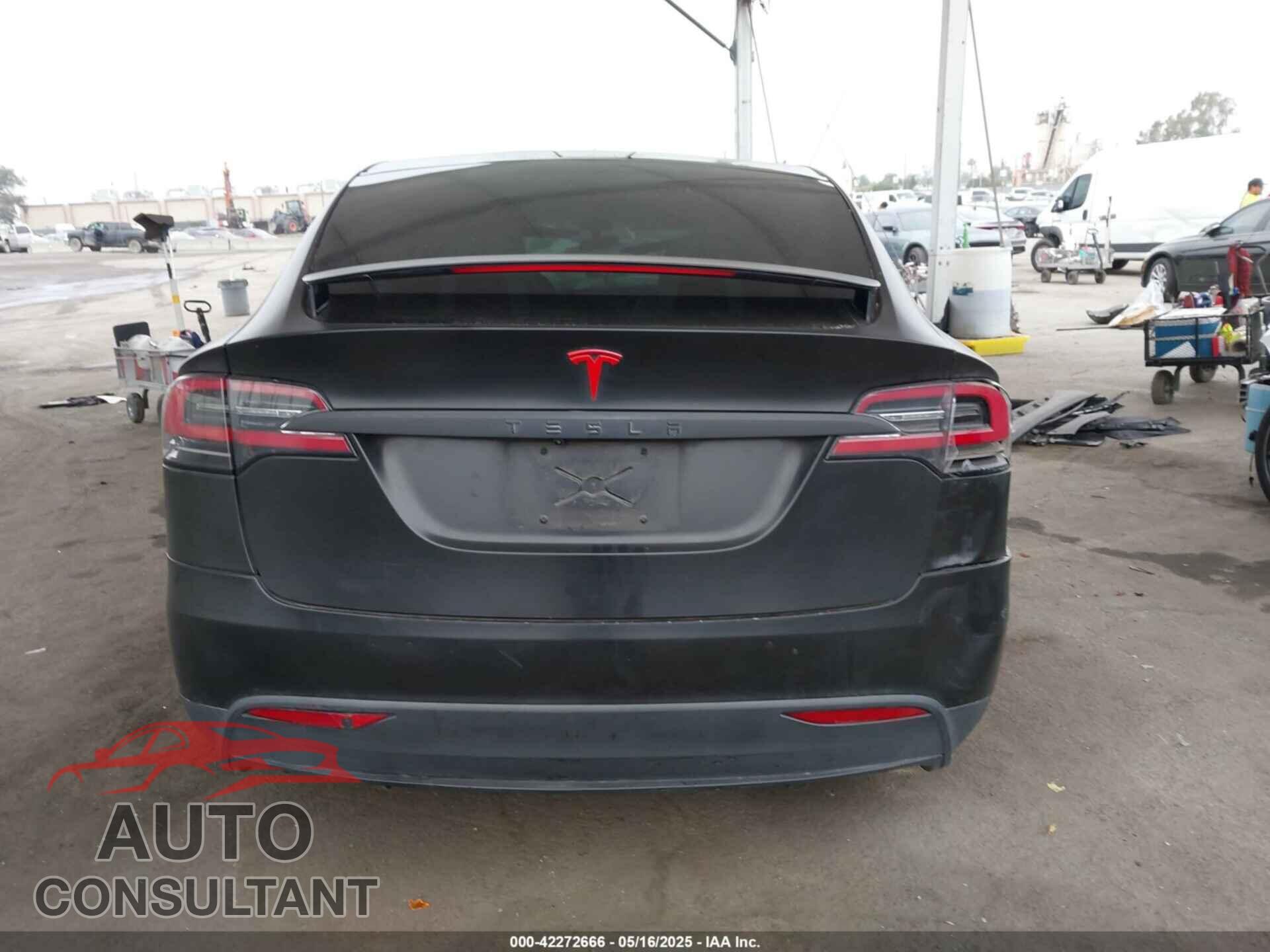 TESLA MODEL X 2016 - 5YJXCBE28GF017149