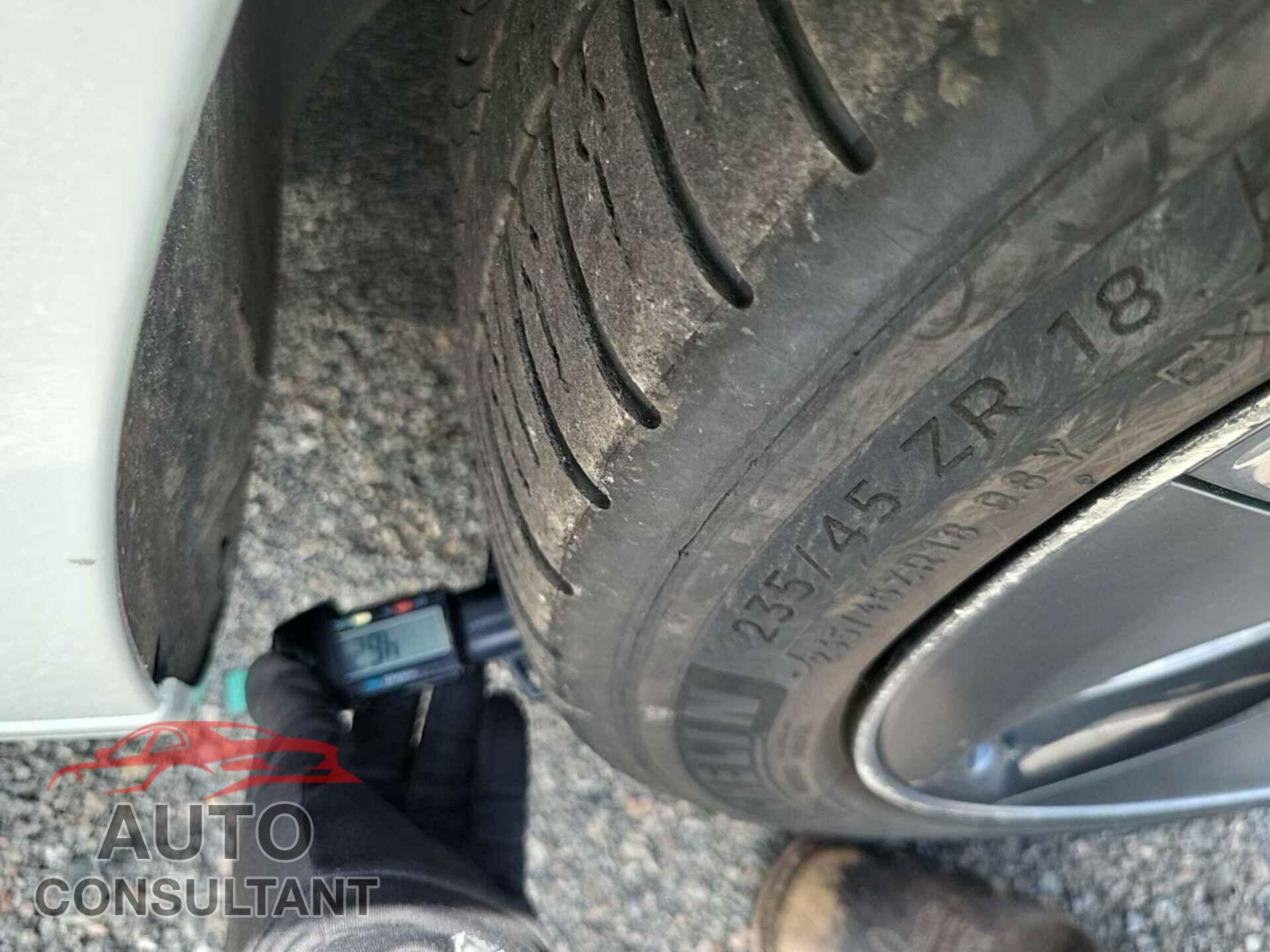TESLA MODEL 3 2020 - 5YJ3E1EB3LF795047