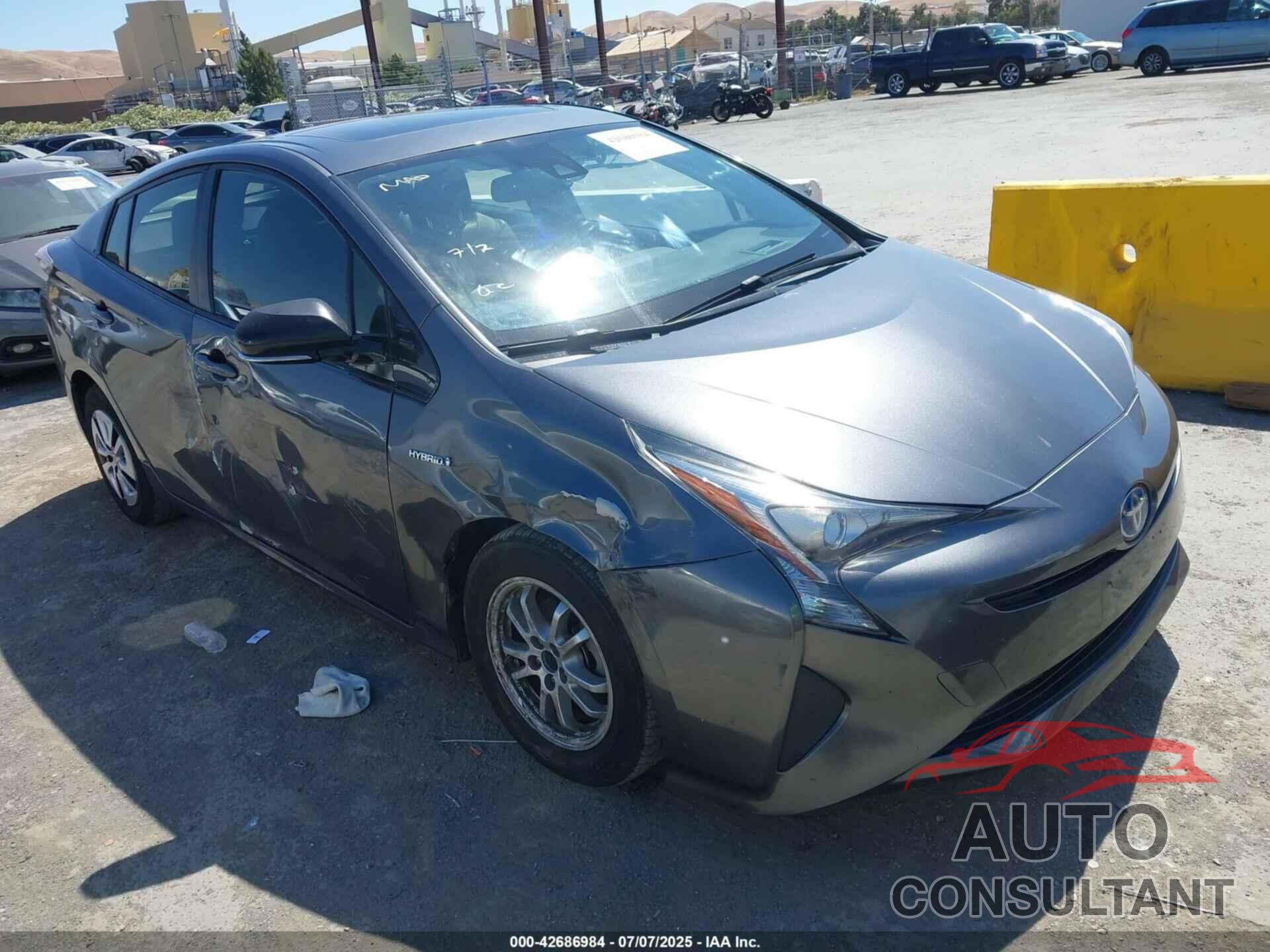 TOYOTA PRIUS 2016 - JTDKARFU6G3009511