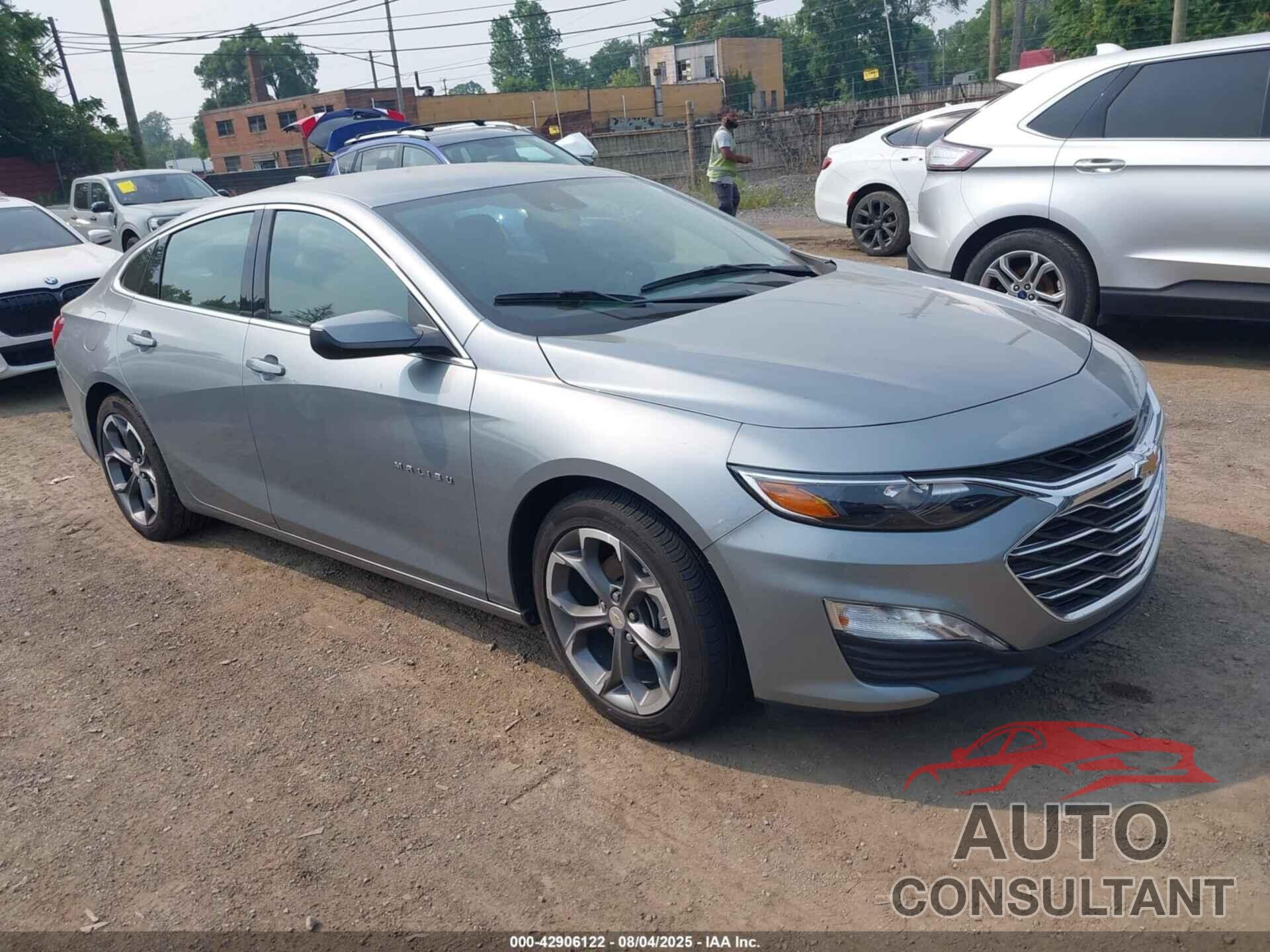 CHEVROLET MALIBU 2024 - 1G1ZD5ST2RF157838