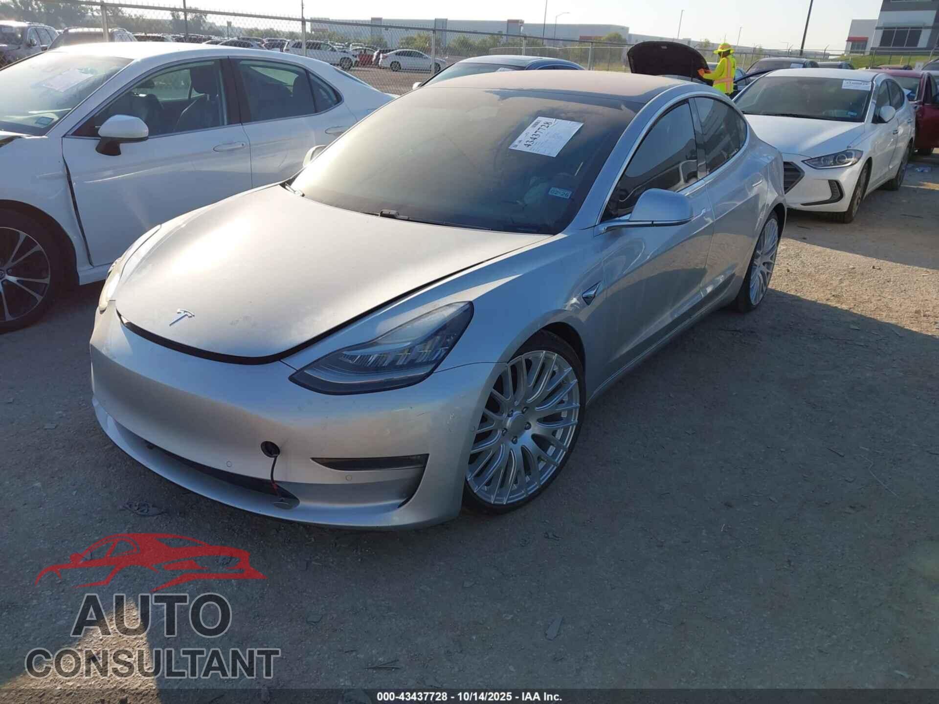 TESLA MODEL 3 2018 - 5YJ3E1EA5JF006983