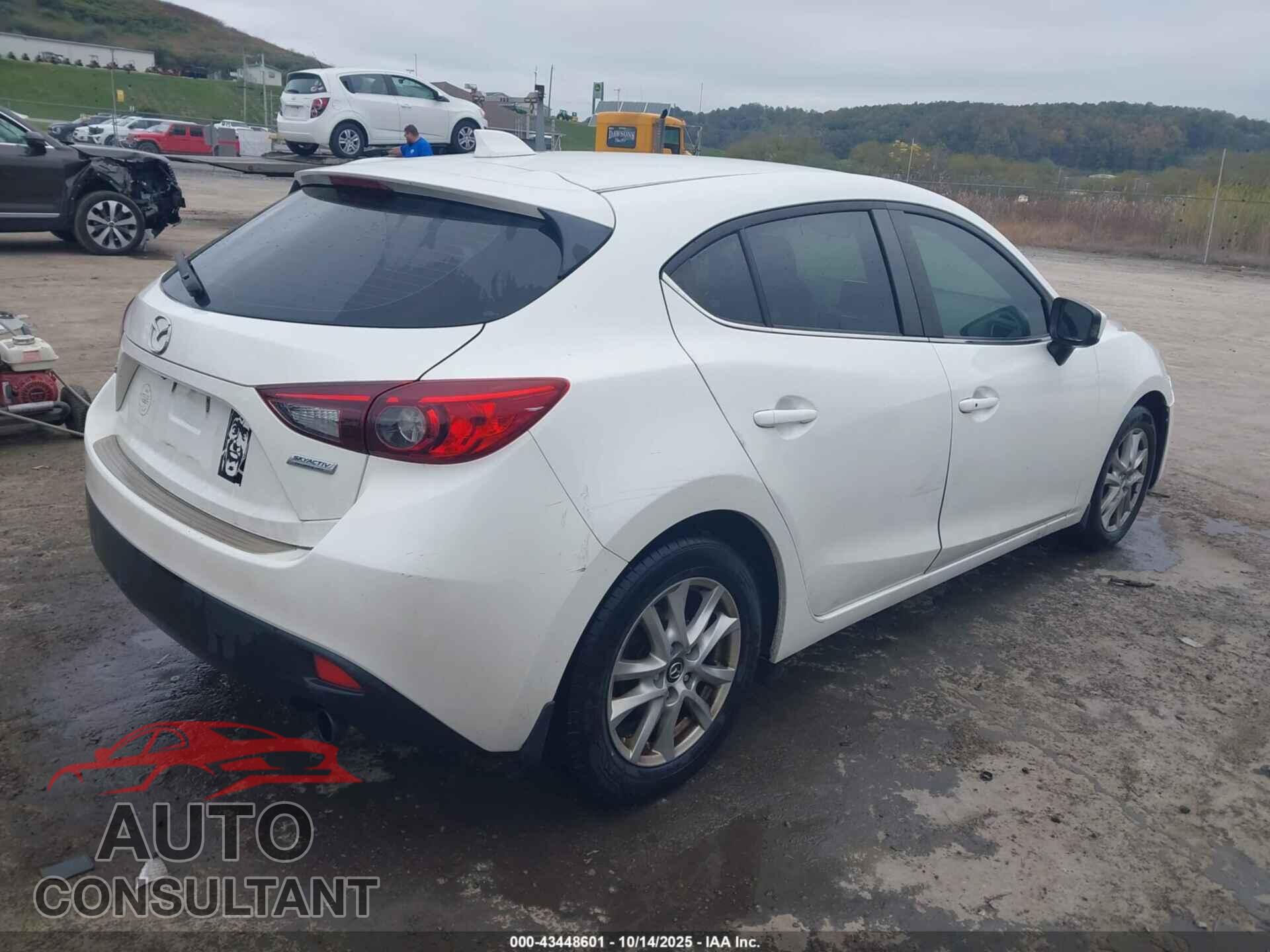 MAZDA MAZDA3 2014 - JM1BM1L75E1205360