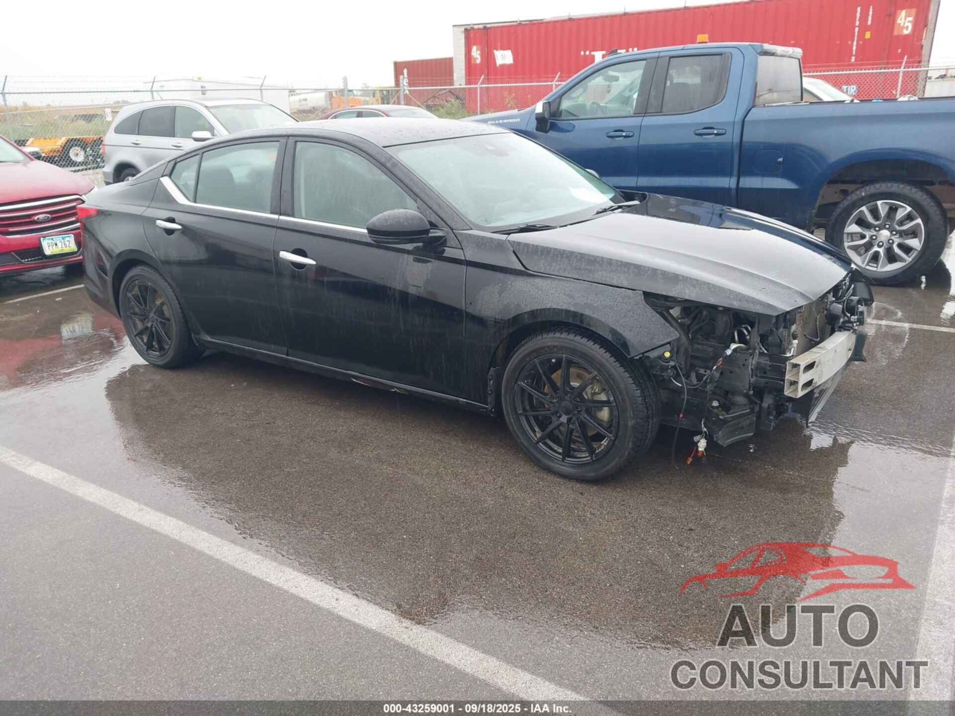 NISSAN ALTIMA 2019 - 1N4BL4EV6KC207575