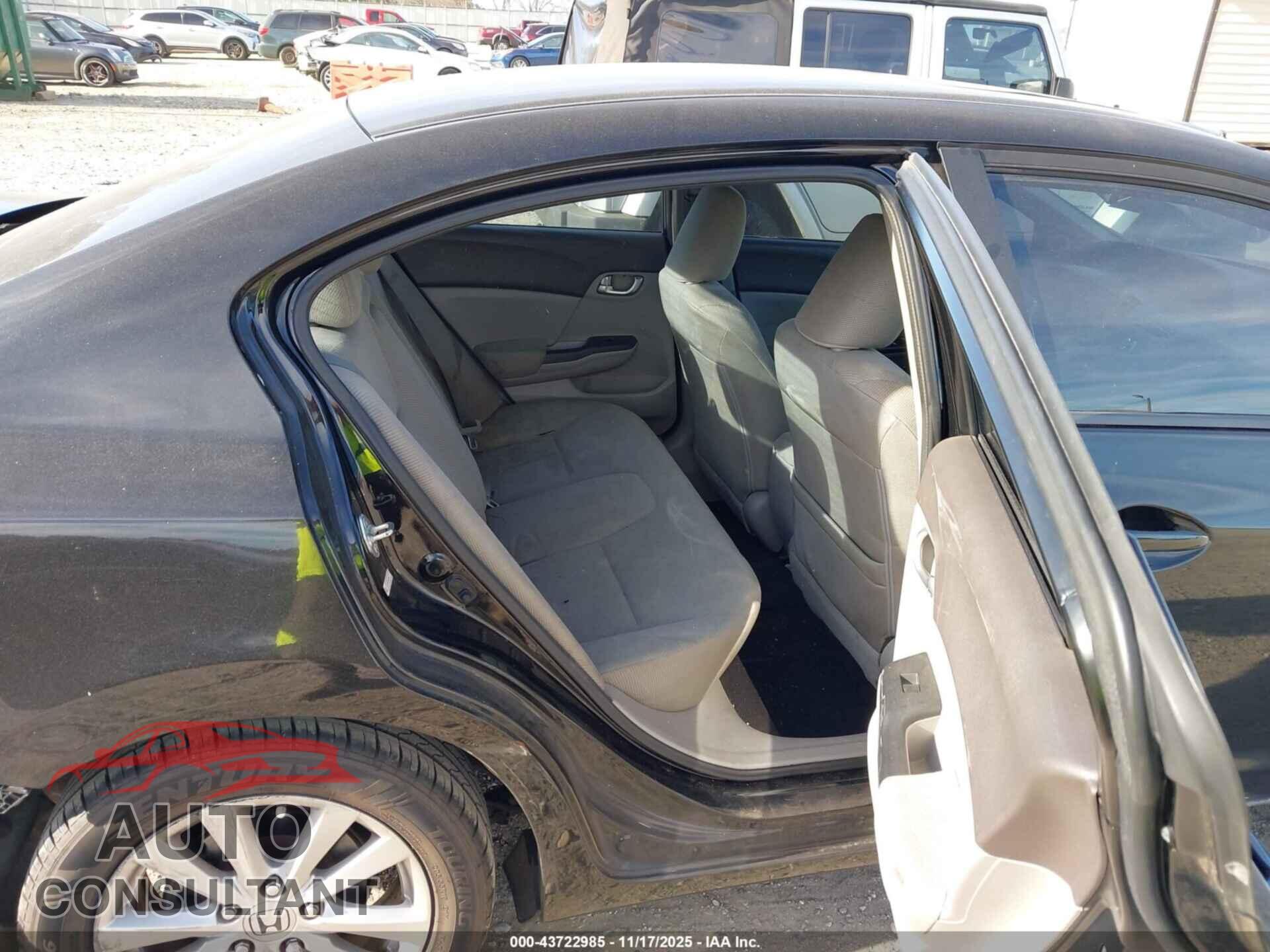 HONDA CIVIC 2012 - 19XFB2F86CE087685