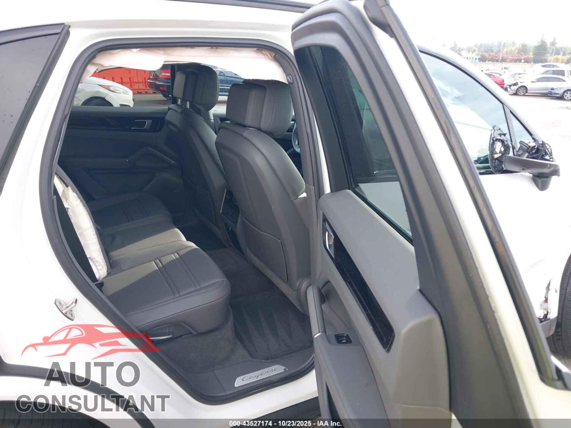 PORSCHE CAYENNE 2021 - WP1AA2AY9MDA04949