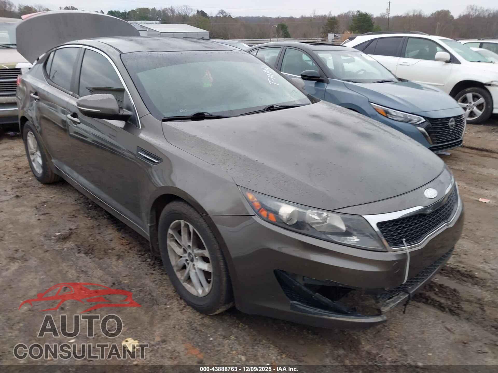 KIA OPTIMA 2011 - KNAGM4A73B5111246