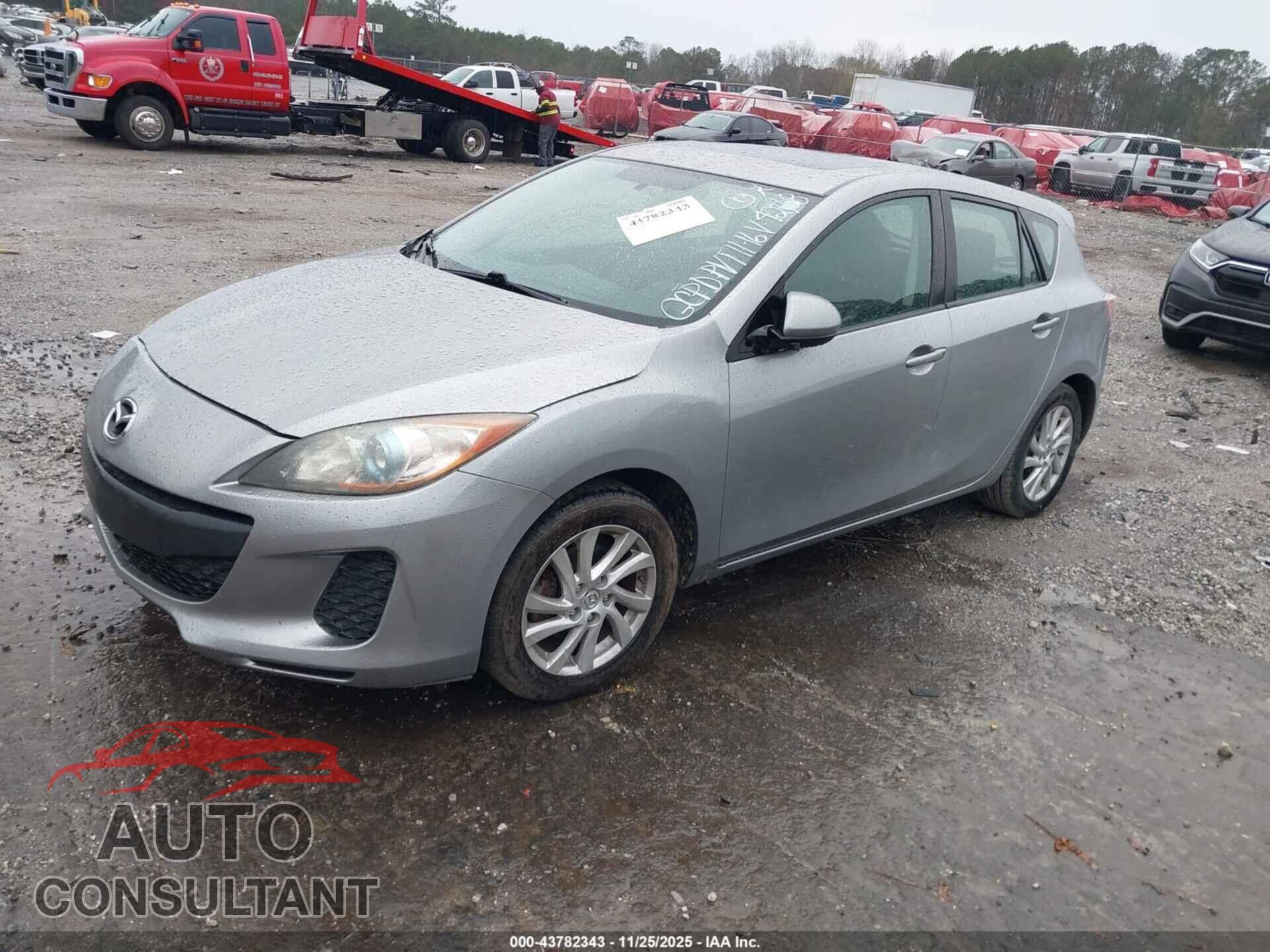 MAZDA MAZDA3 2012 - JM1BL1M76C1684208
