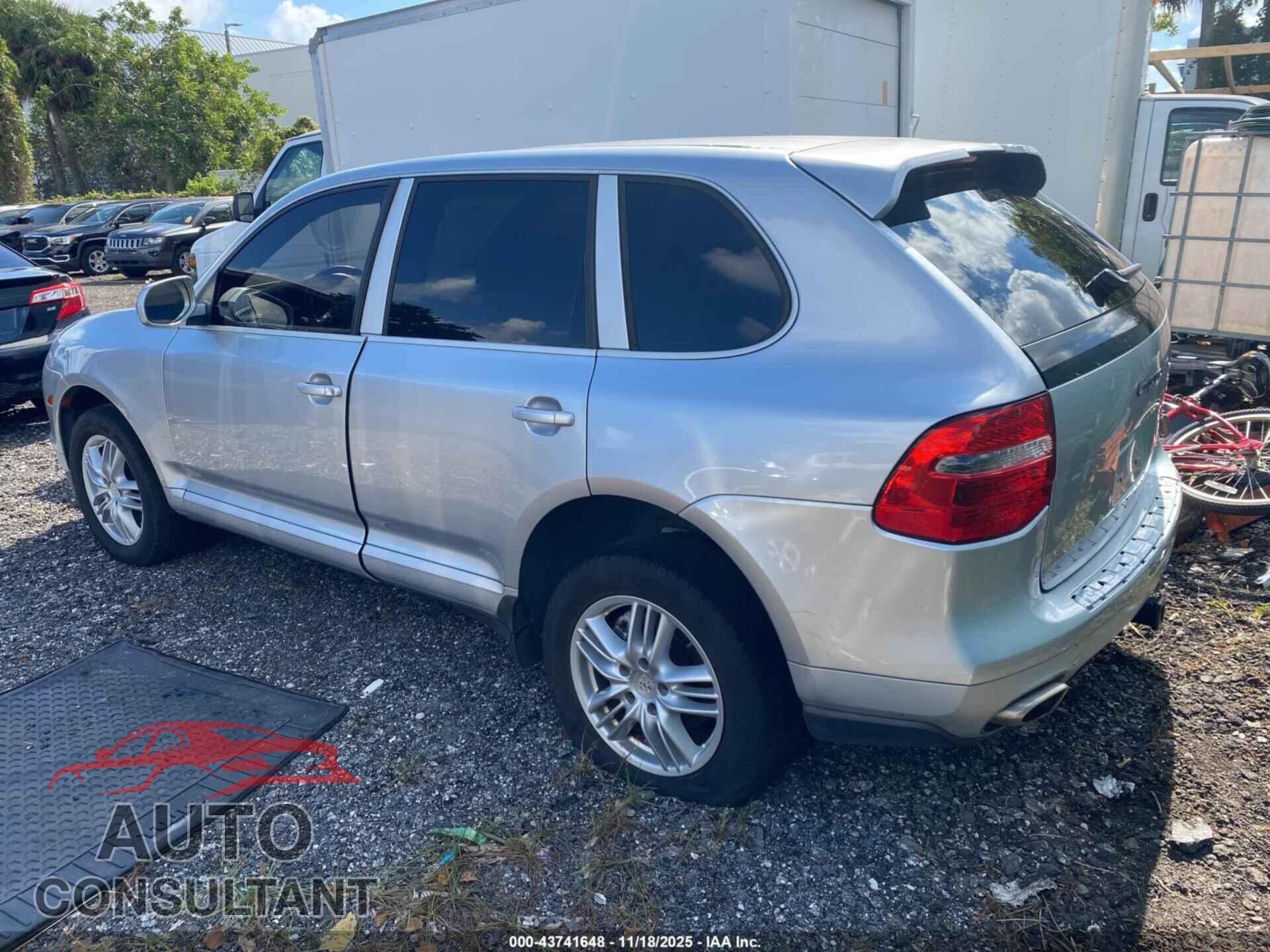 PORSCHE CAYENNE 2010 - WP1AA2AP7ALA05256