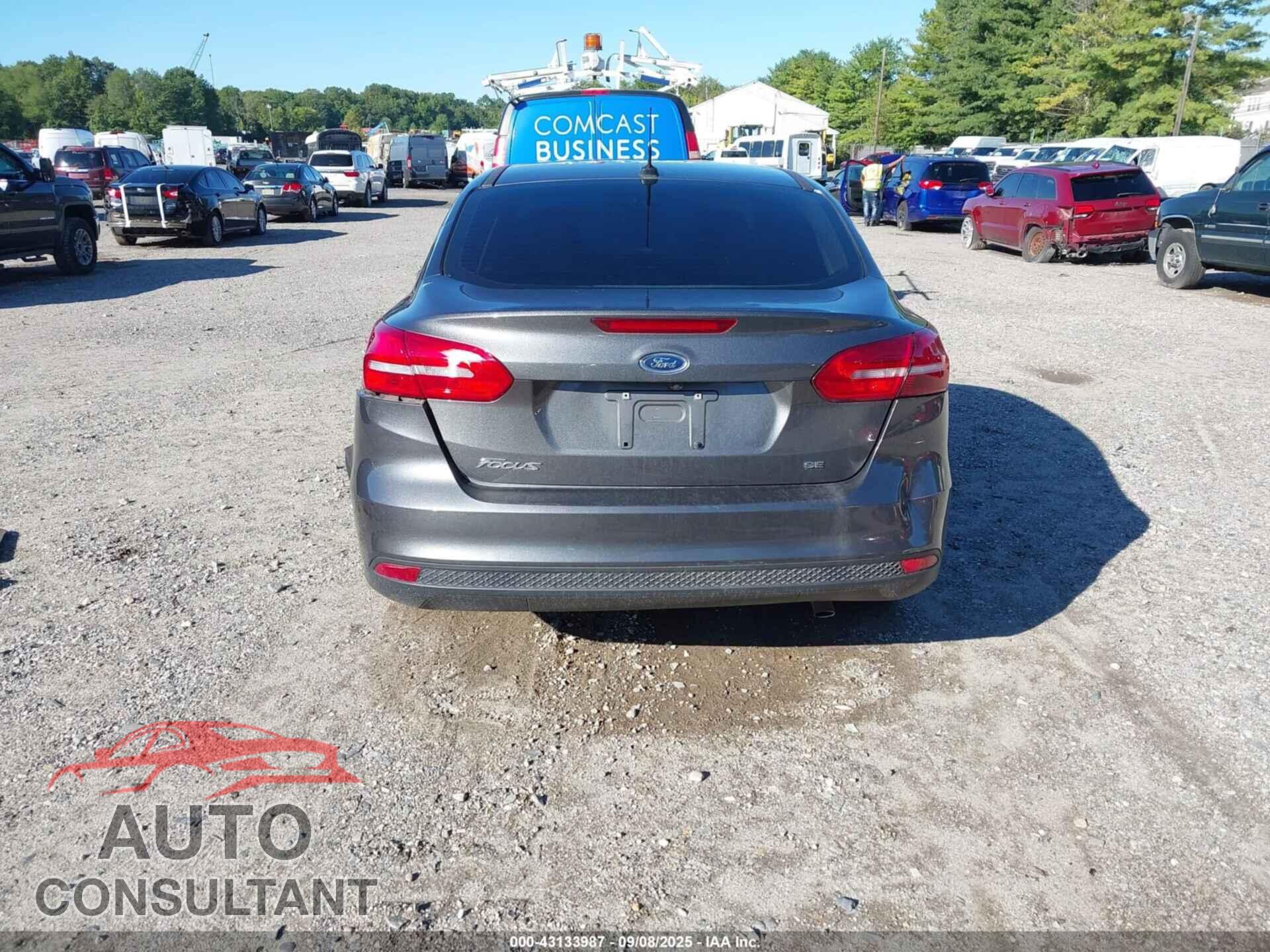 FORD FOCUS 2016 - 1FADP3F24GL240769