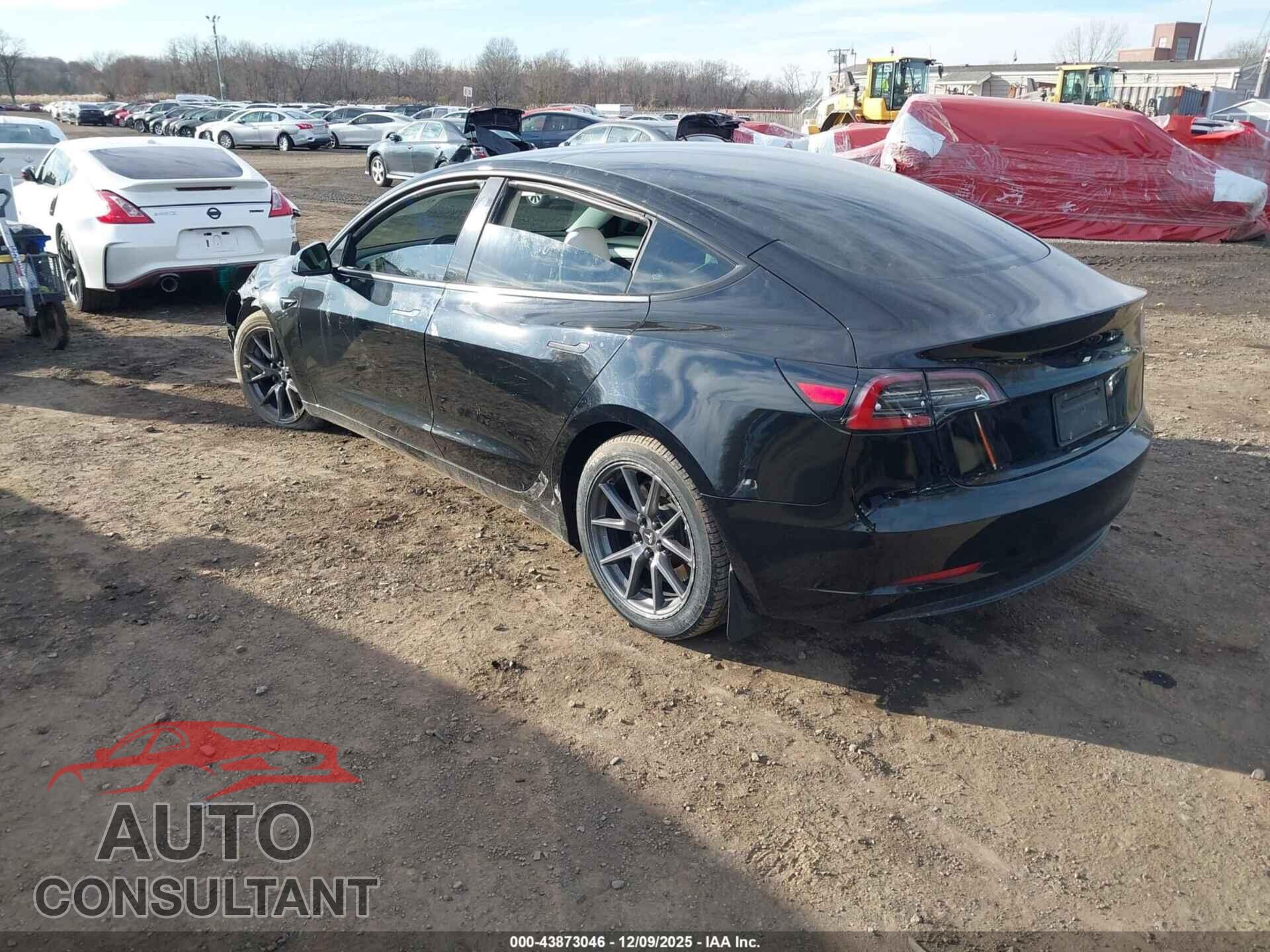 TESLA MODEL 3 2023 - 5YJ3E1EA0PF552020
