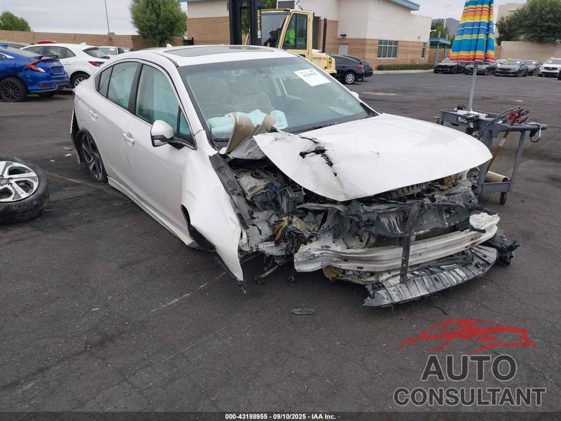 SUBARU LEGACY 2021 - 4S3BWGN68M3017243