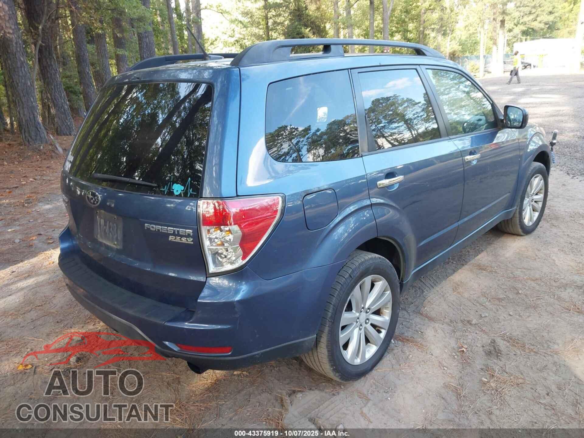 SUBARU FORESTER 2011 - JF2SHAEC2BH706368