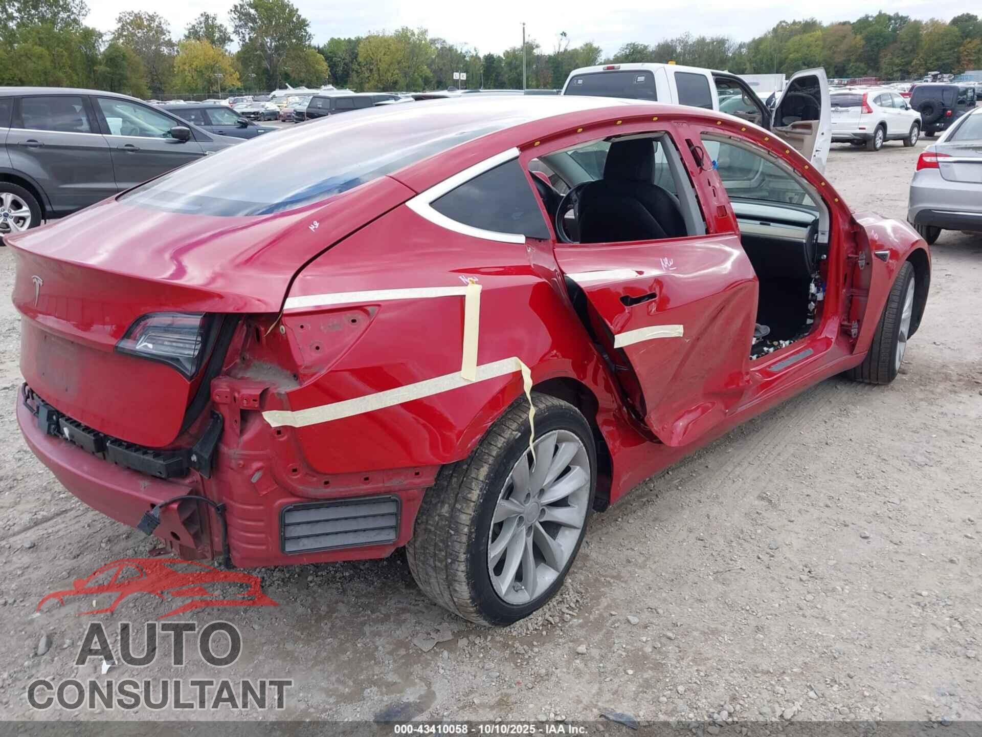 TESLA MODEL 3 2018 - 5YJ3E1EA8JF008906