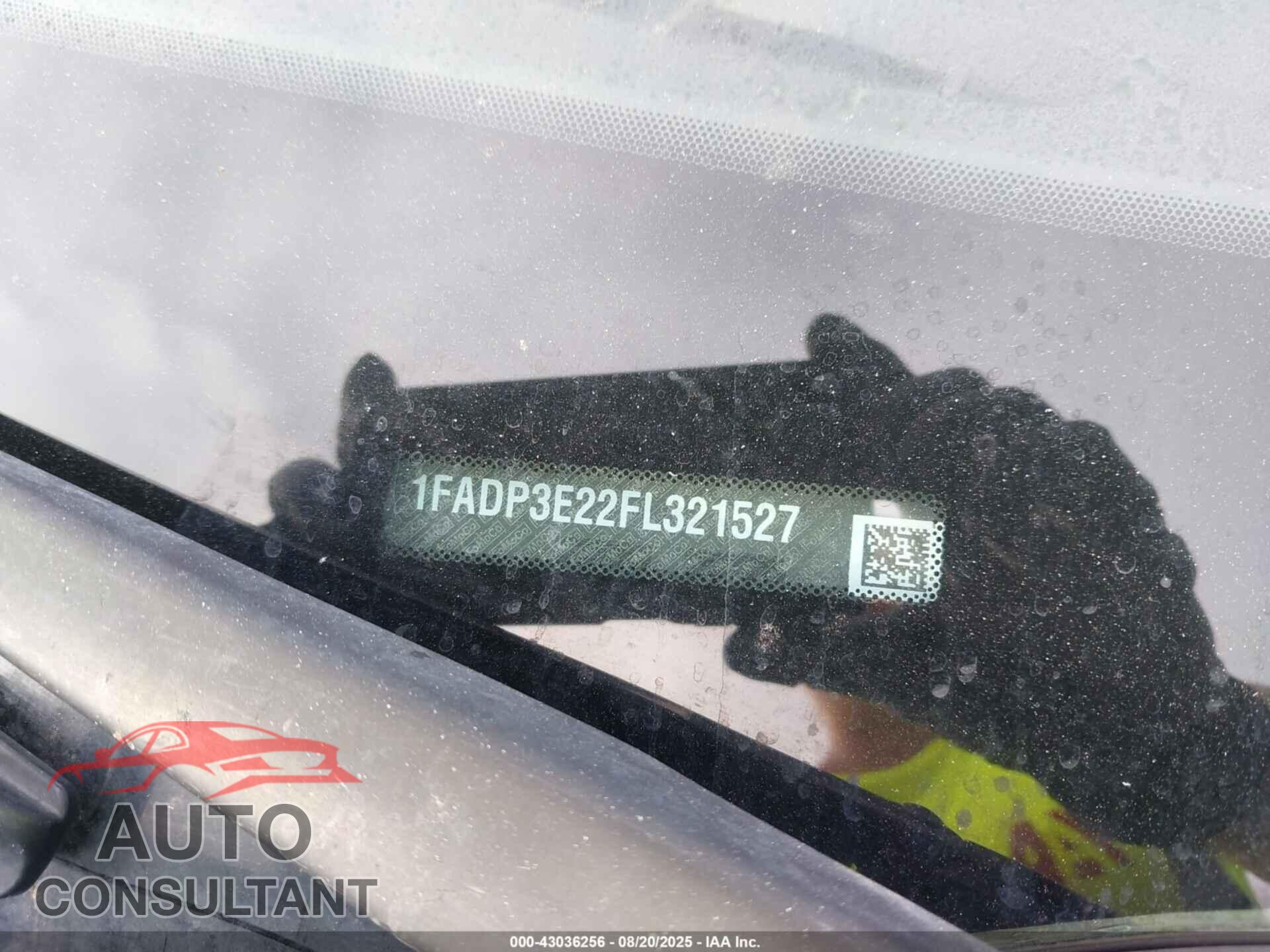 FORD FOCUS 2015 - 1FADP3E22FL321527