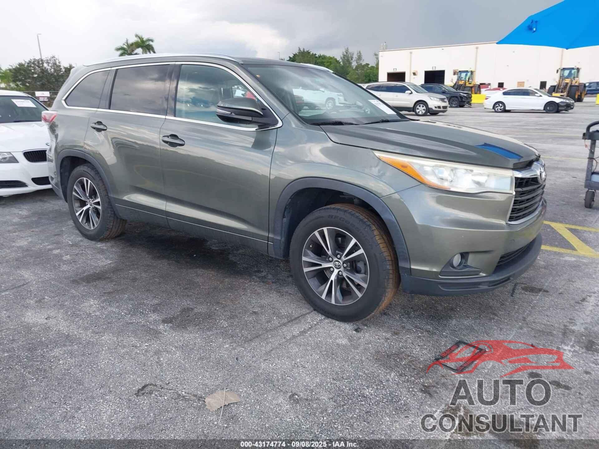 TOYOTA HIGHLANDER 2016 - 5TDKKRFH9GS149583