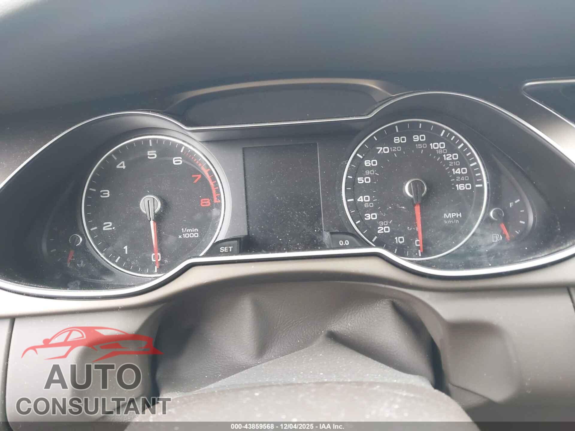 AUDI A4 2013 - WAUEFAFL3DN025847