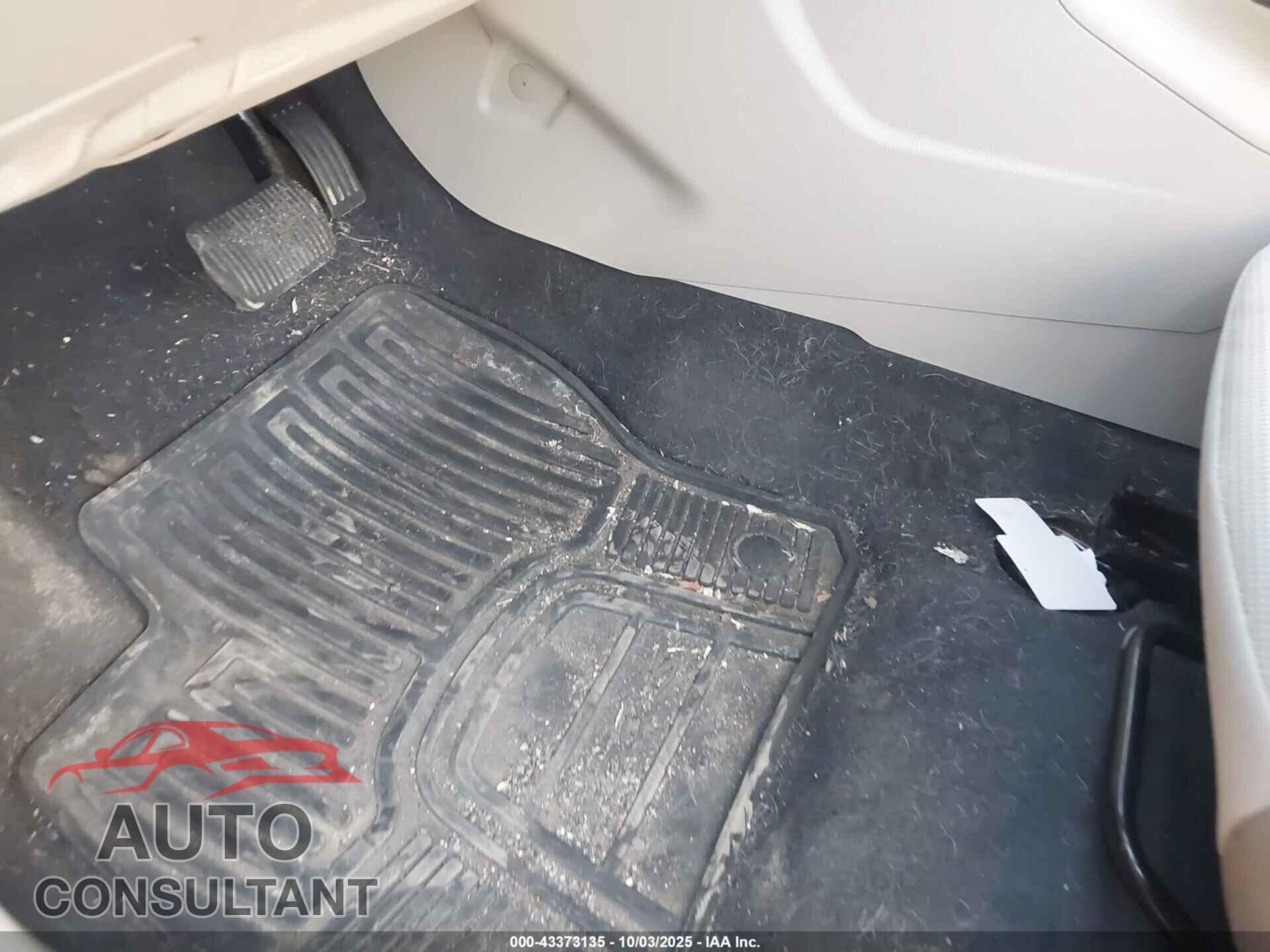 FORD FOCUS 2014 - 1FADP3F29EL182896