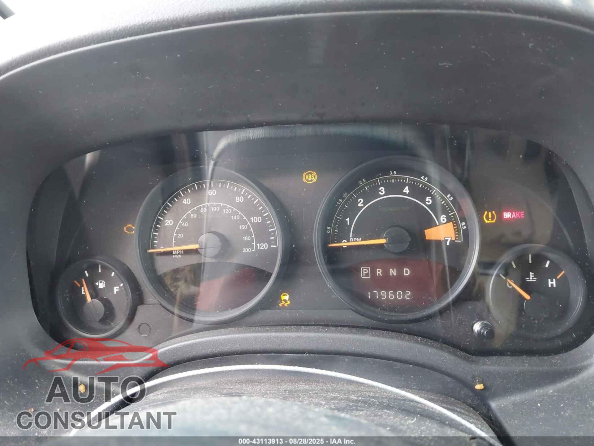 JEEP COMPASS 2015 - 1C4NJCBAXFD366897