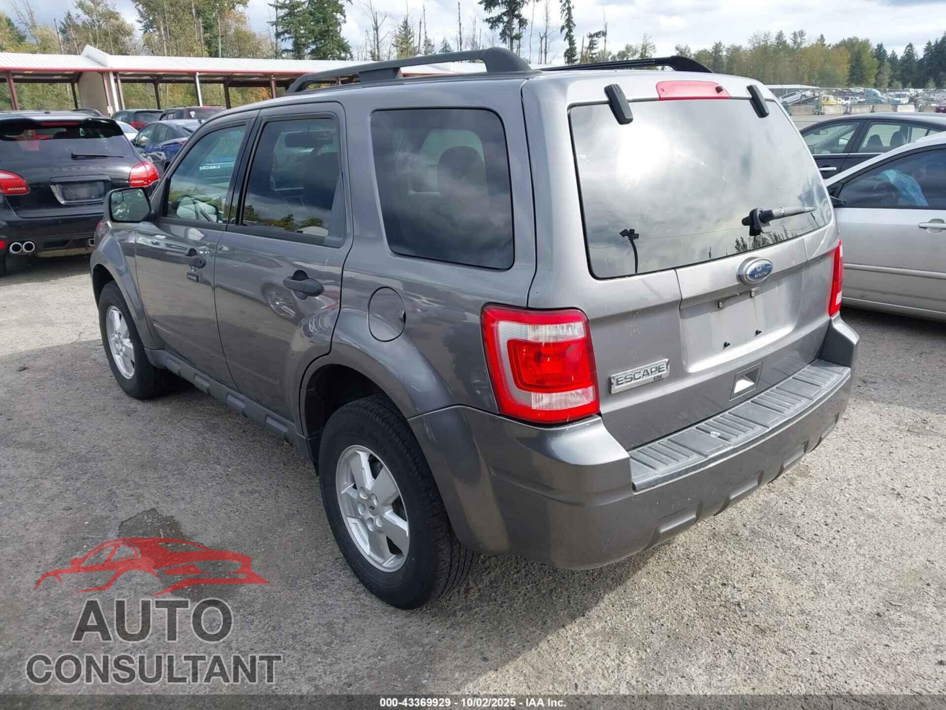 FORD ESCAPE 2010 - 1FMCU9D76AKD21555